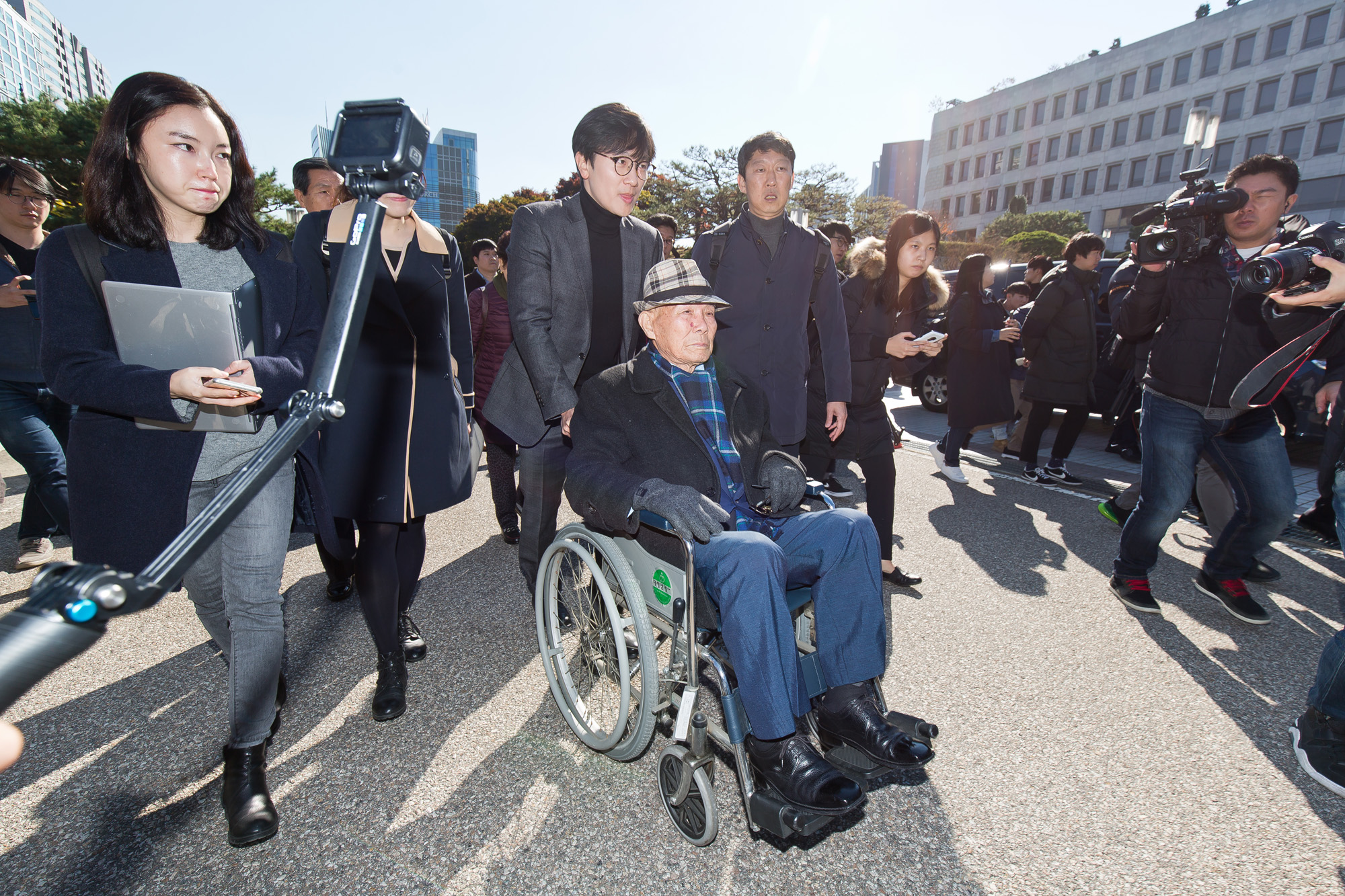 사회;법조;일제강점기;강제징용;강제징용손해배상청구소송재상고심;대법원전원합의체;신일본제철;이춘식