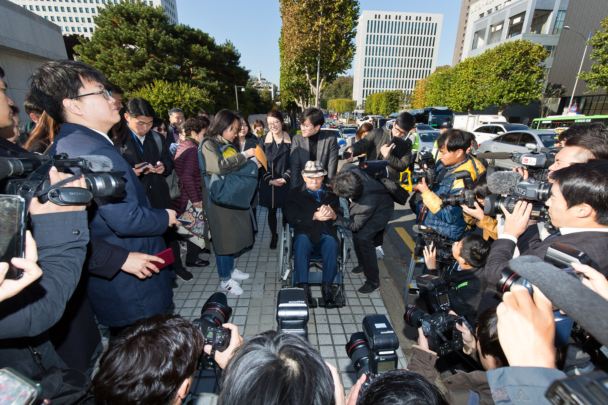사회;법조;일제강점기;강제징용;강제징용손해배상청구소송재상고심;대법원전원합의체;신일본제철;이춘식