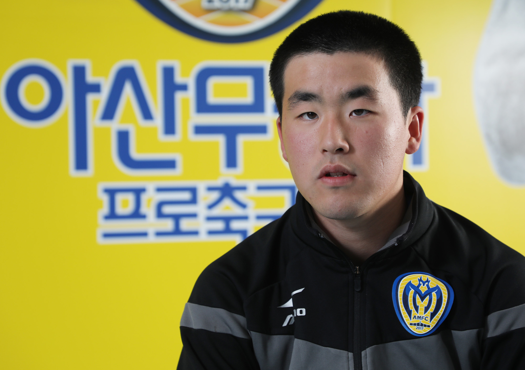 경찰청축구;아산무궁화프로축구단;유소년축구;최수혁