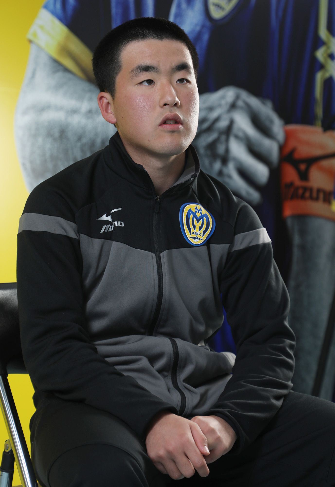 경찰청축구;아산무궁화프로축구단;유소년축구;최수혁