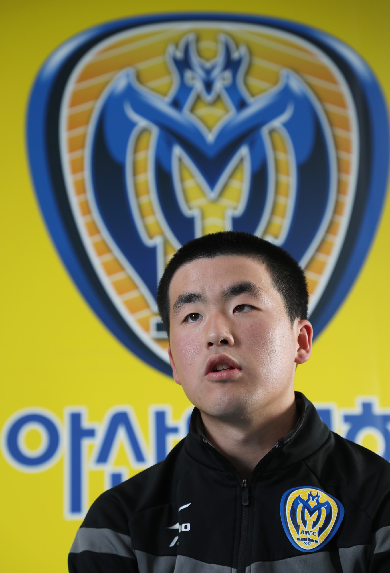 경찰청축구;아산무궁화프로축구단;유소년축구;최수혁