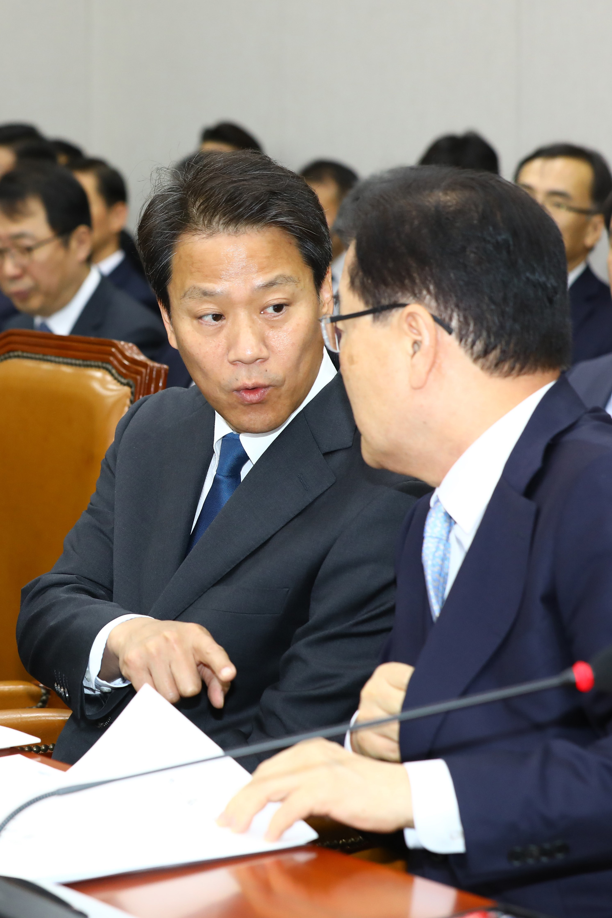 정치;국회운영위원회;청와대국정감사;임종석비서실장