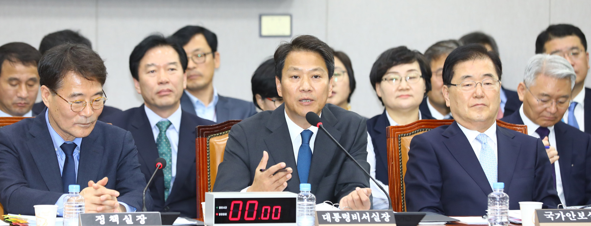 정치;국회운영위원회;청와대국정감사;임종석비서실장