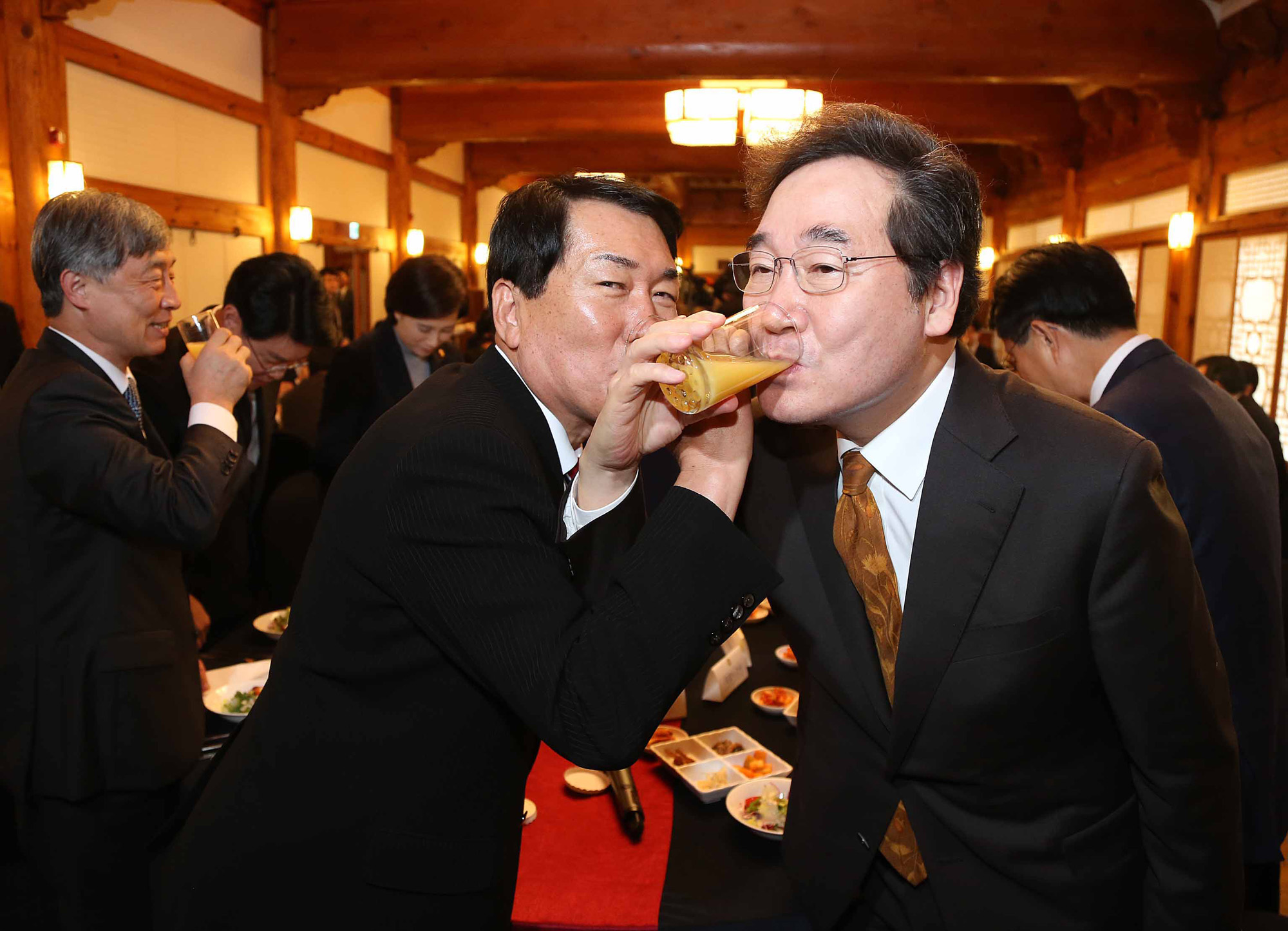 정치국회;안상수예결위원장;이낙연국무총리