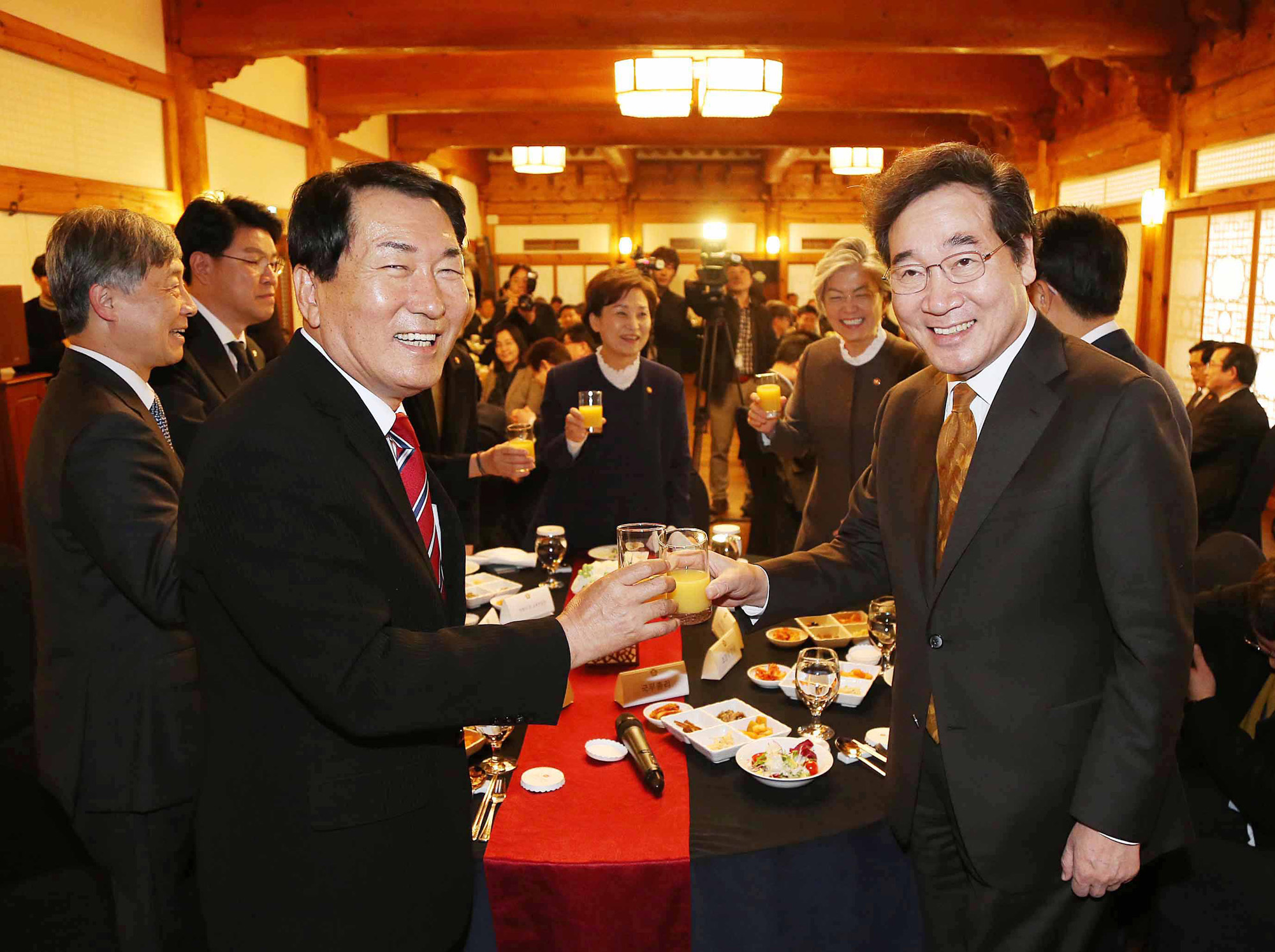 정치국회;안상수예결위원장;이낙연국무총리