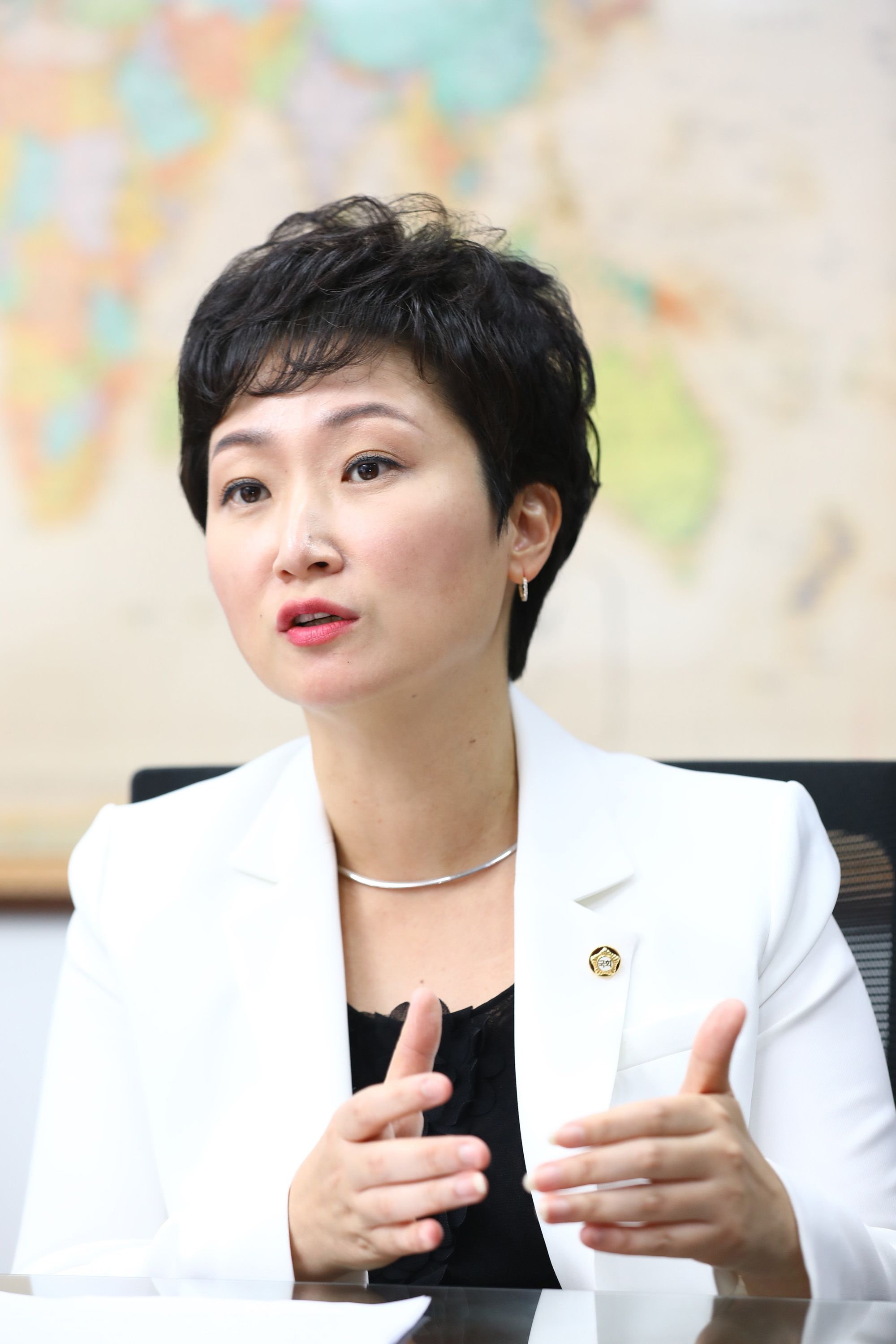 정치;이언주의원;인터뷰