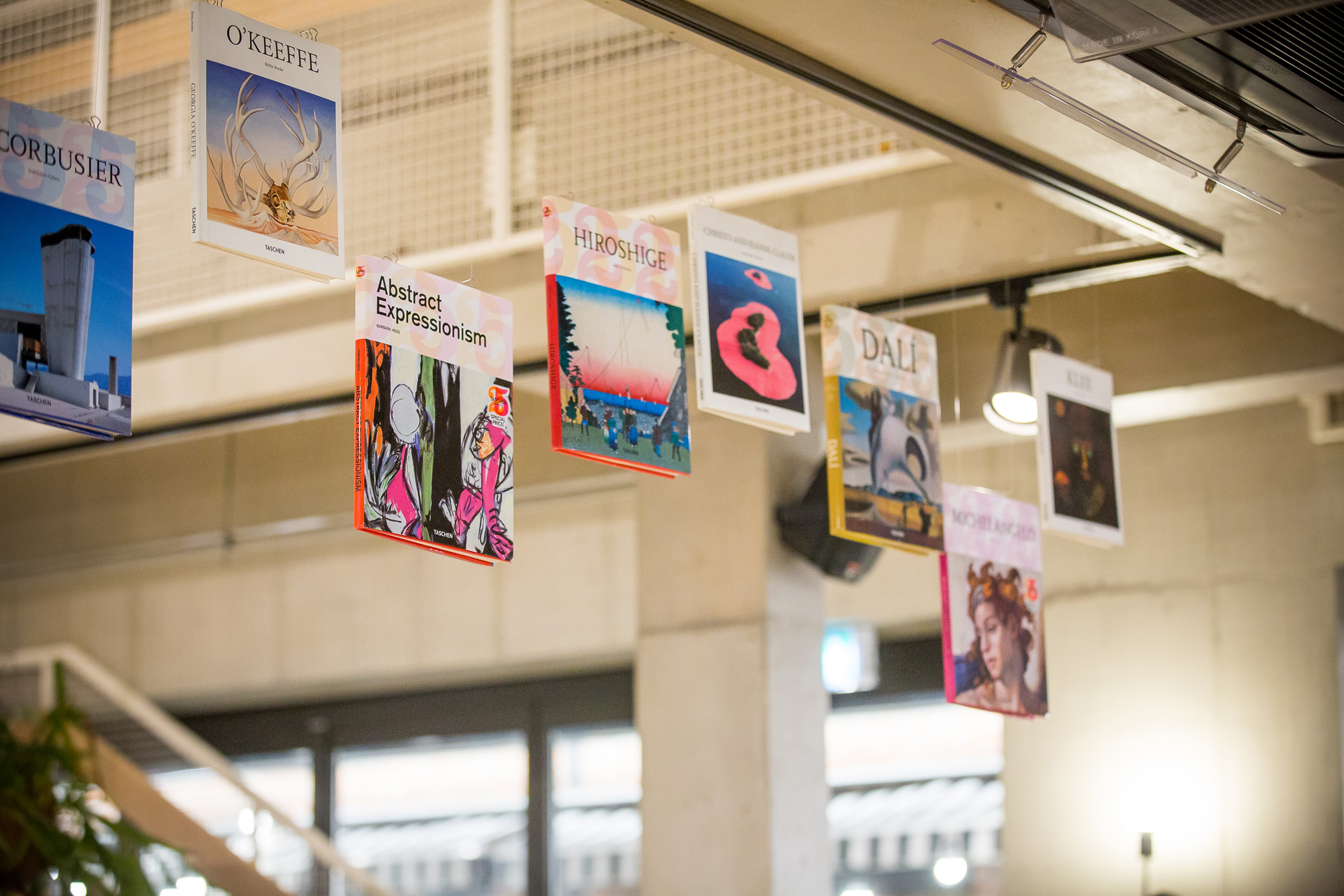 비즈한국;행사;버닝런;달리기대회;마라톤;버닝런에어;제주도;플레이스캠프제주;버닝런브로셔