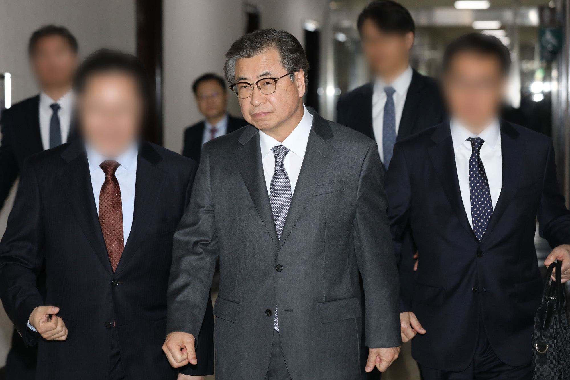 정치국회;정보위원회;서훈국가정보원장