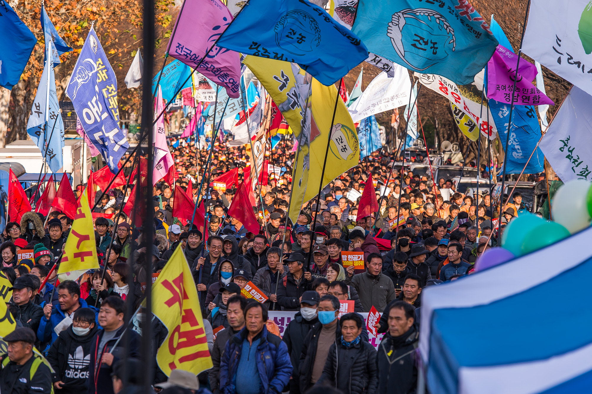사회;집회;시위;대규모집회;민중총궐기투쟁대회;2018전국민중대회;민주노총;국회앞시위