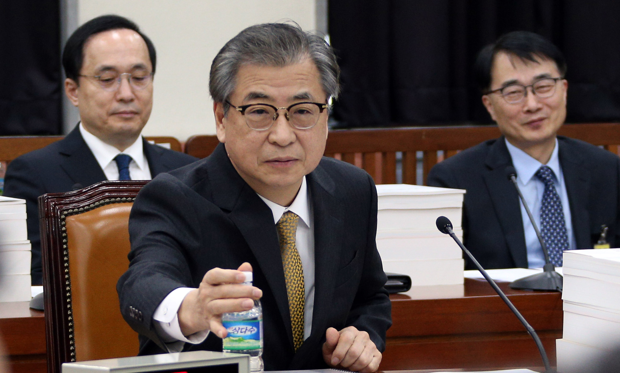 정치국회;정보위원회;국가정보원장;서훈