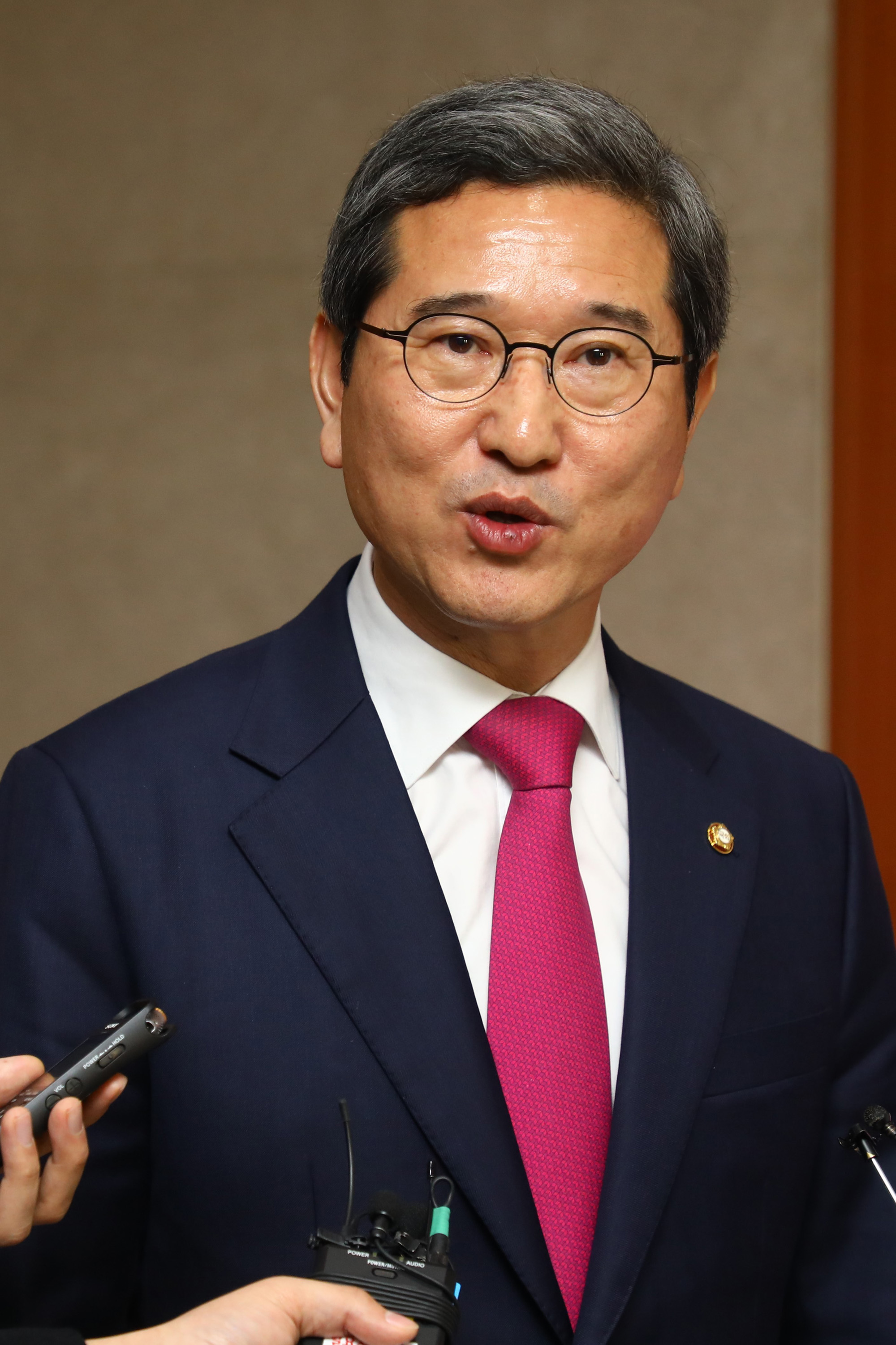 정치국회;김학용의원;자유한국당원내대표출마
