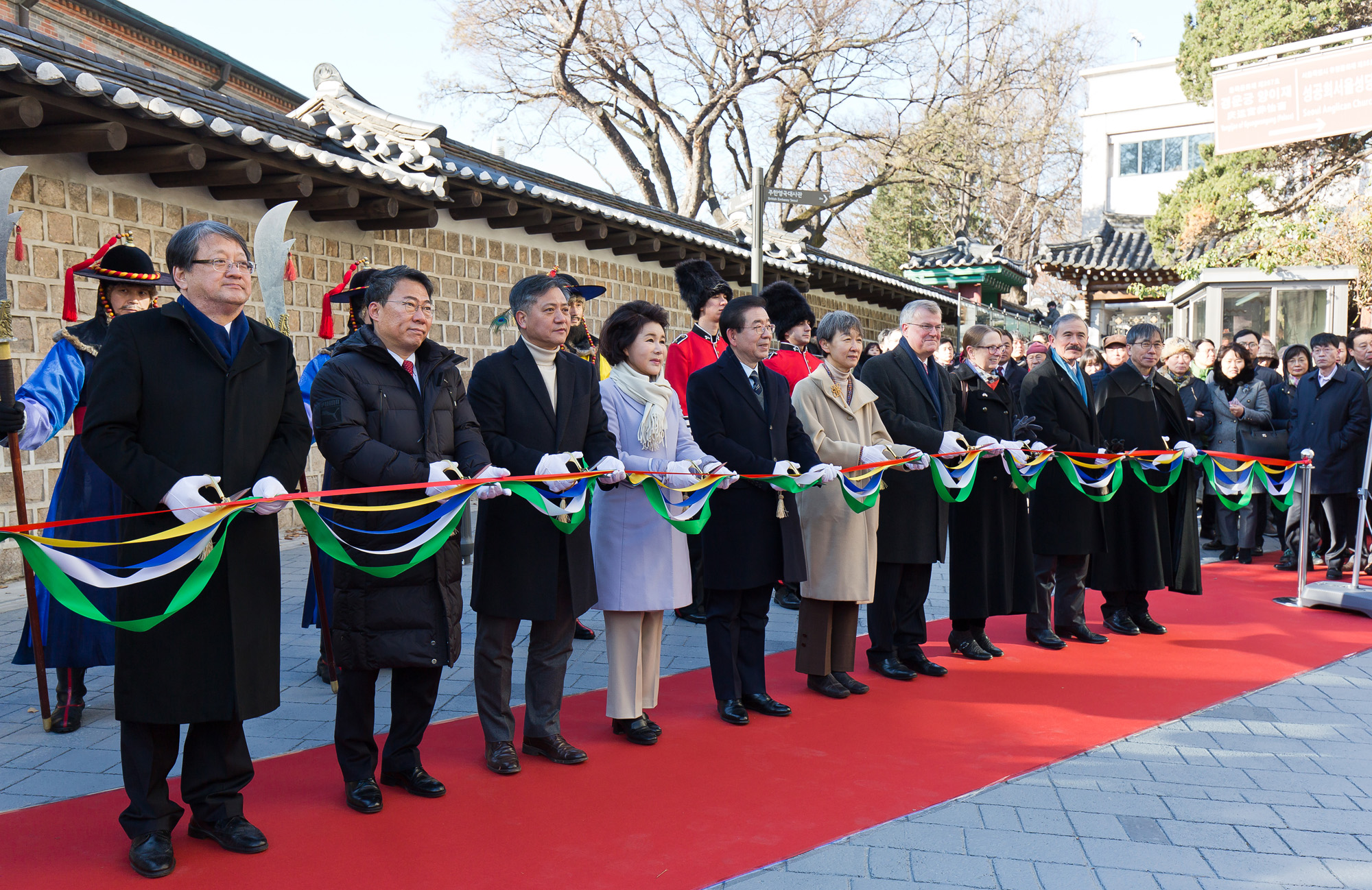 사회;문화;역사;덕수궁돌담길;대한성공회;영국대사관;박원순;서울시;덕수궁돌담길개방행사;덕수궁돌담길연결기념행사