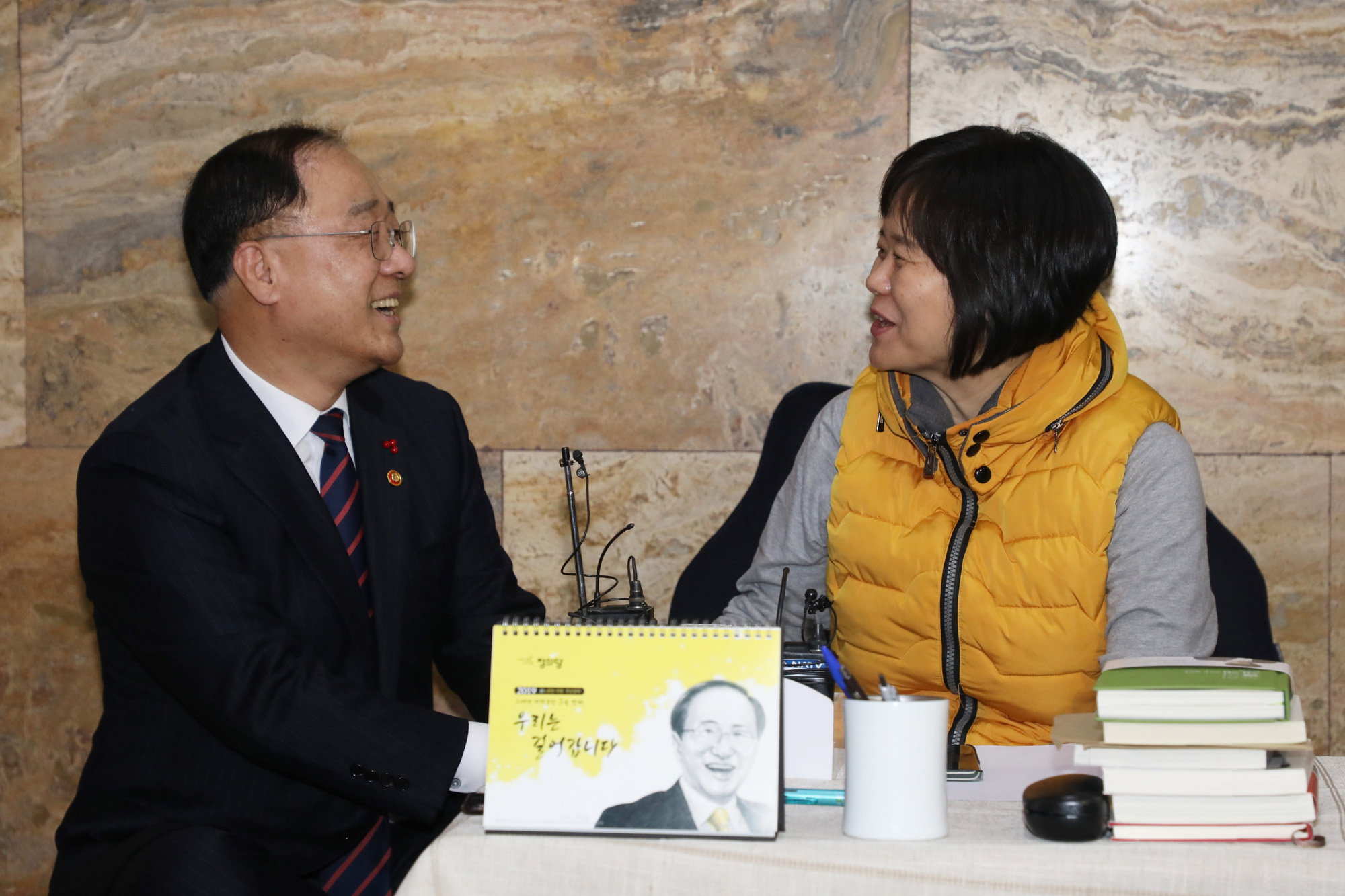 정치국회;경제부총리취임인사;홍남기단식농성장