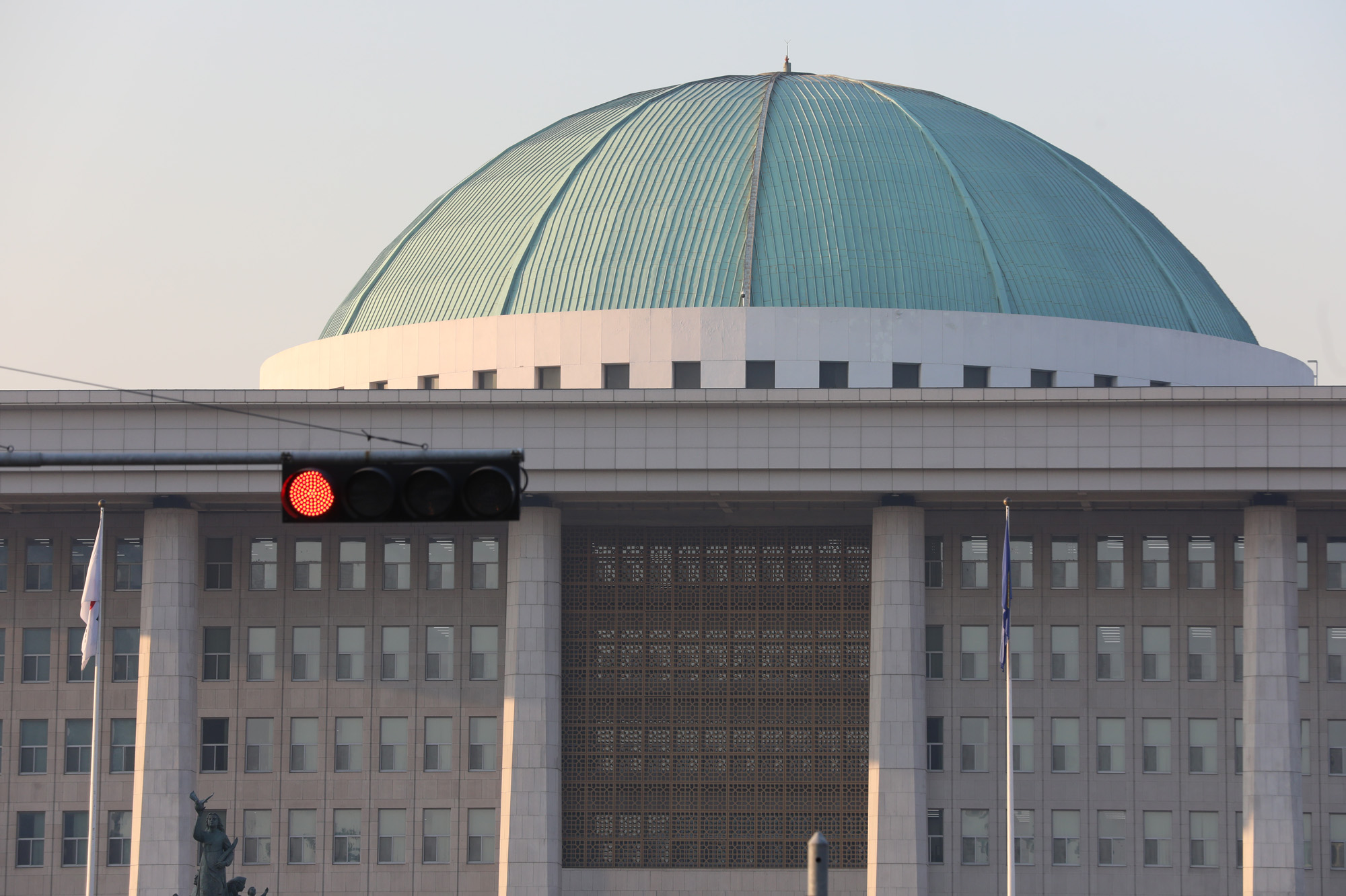 카풀반대;택시파업;국회의사당신호등