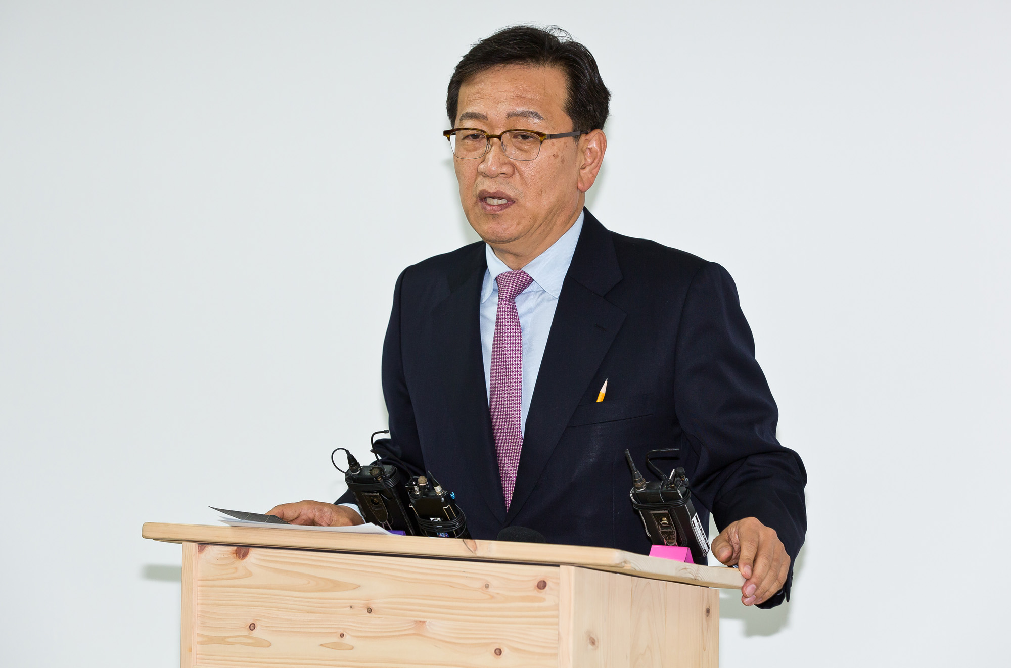 청와대특별감찰반원;김태우수사관;석동현변호사
