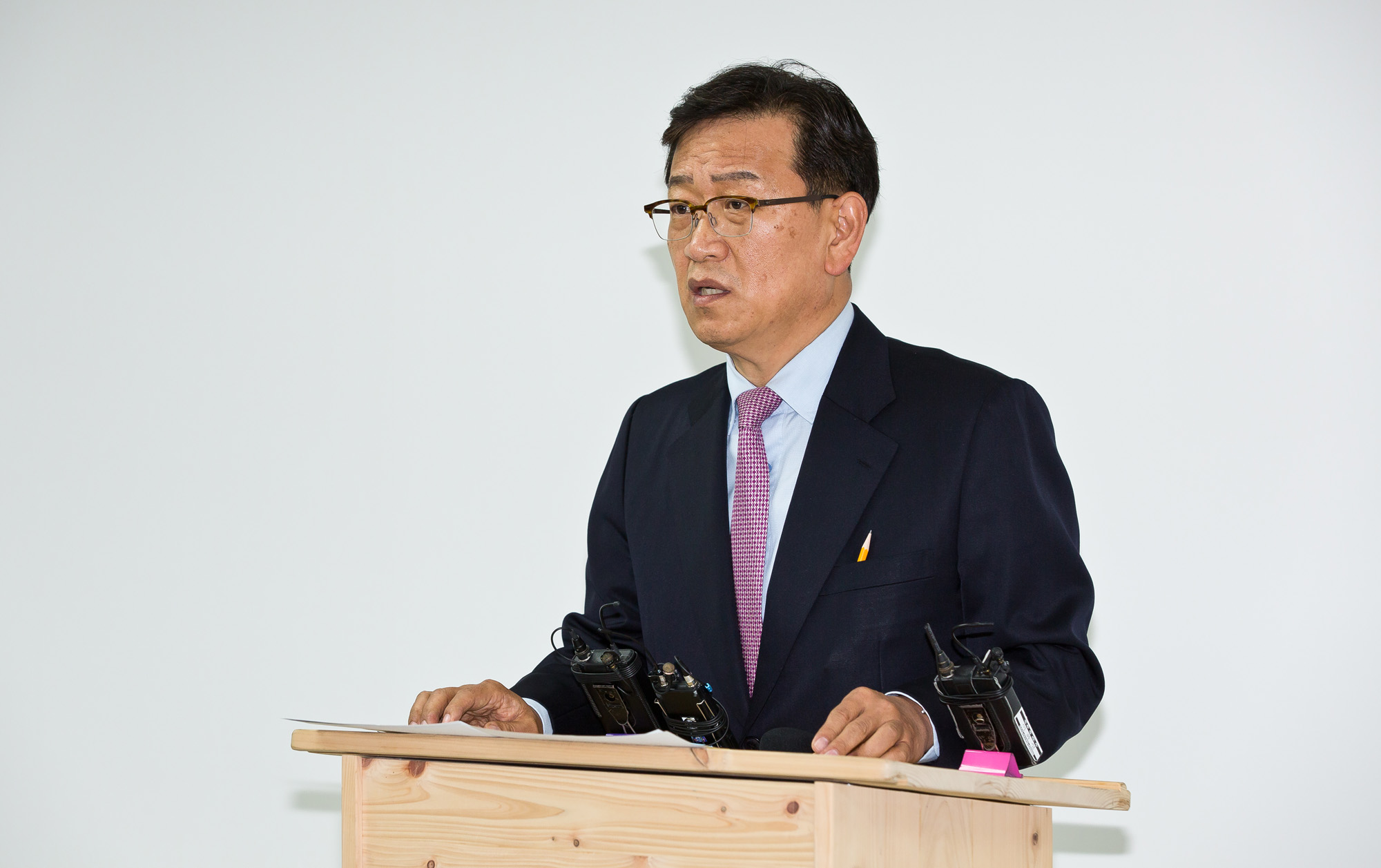청와대특별감찰반원;김태우수사관;석동현변호사