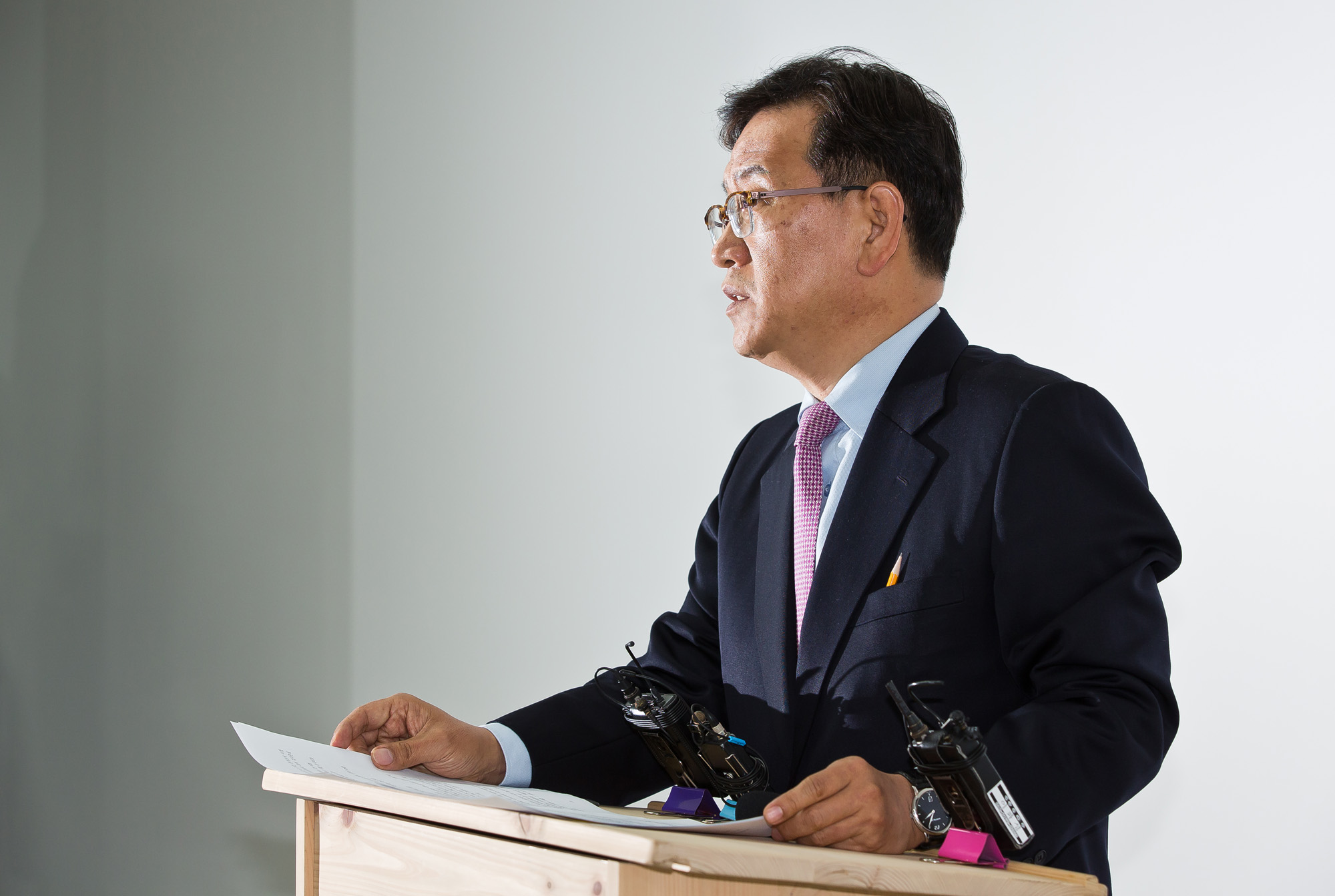 청와대특별감찰반원;김태우수사관;석동현변호사