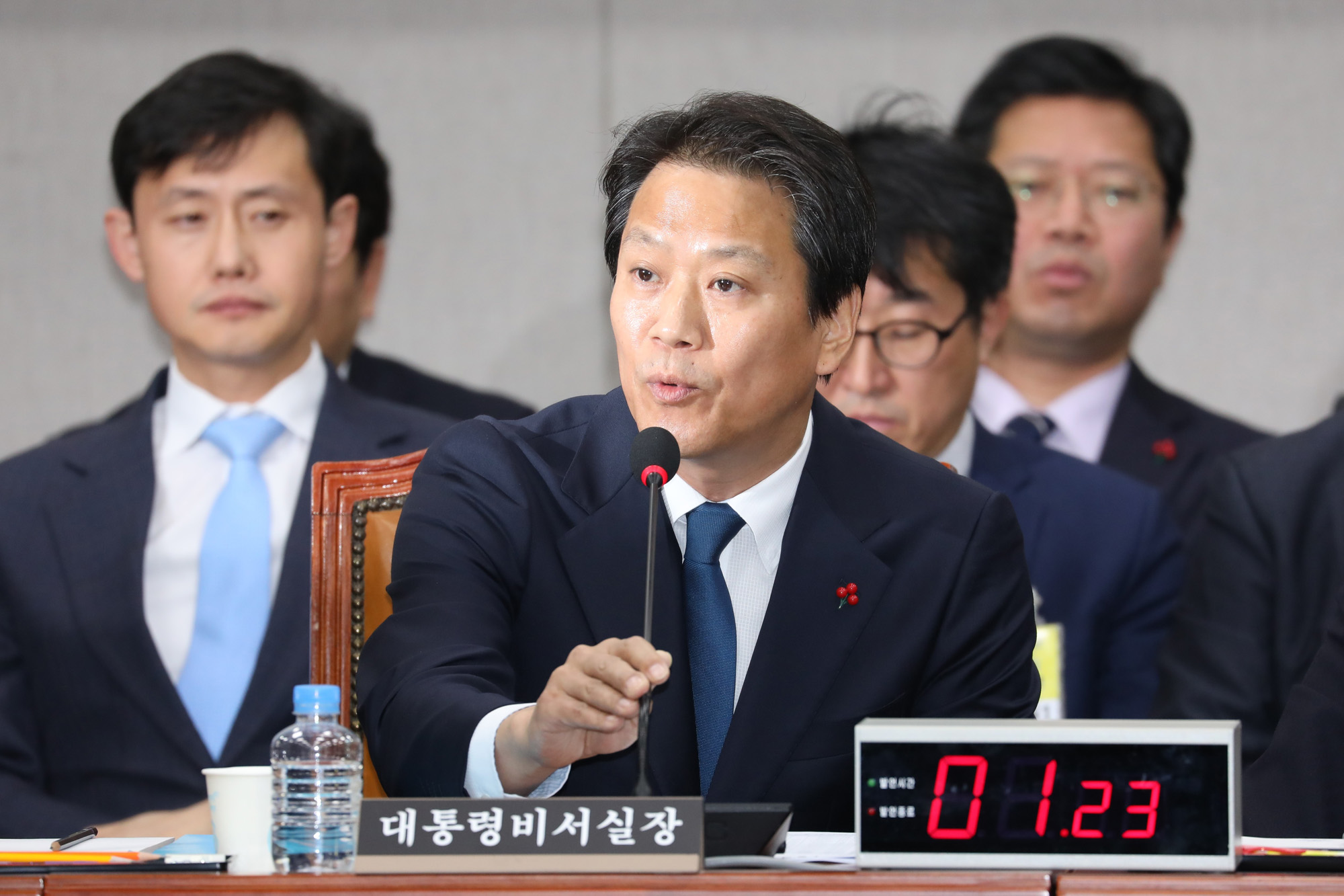 국회운영위원회;임종석청와대비서실장;조국민정수석