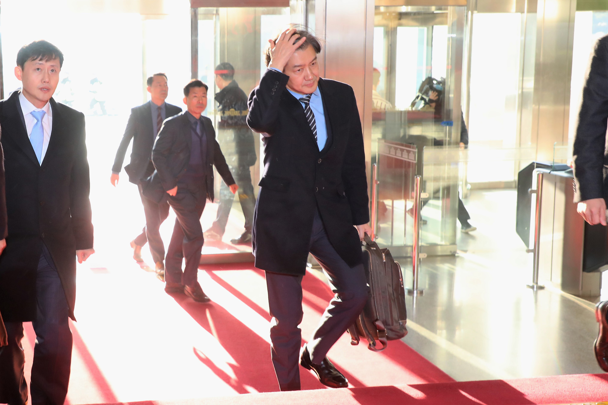 국회운영위원회;임종석청와대비서실장;조국민정수석