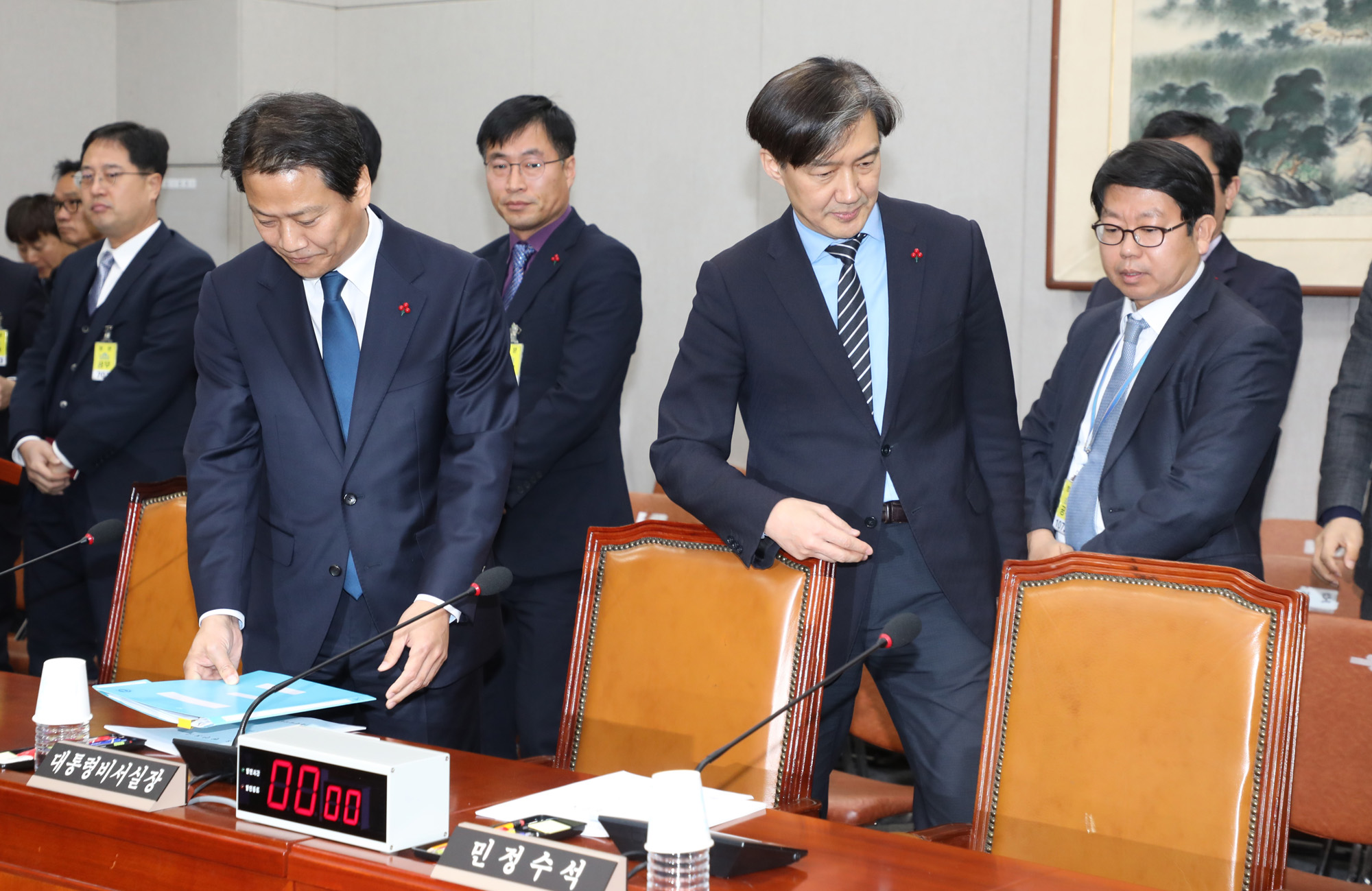 국회운영위원회;임종석청와대비서실장;조국민정수석