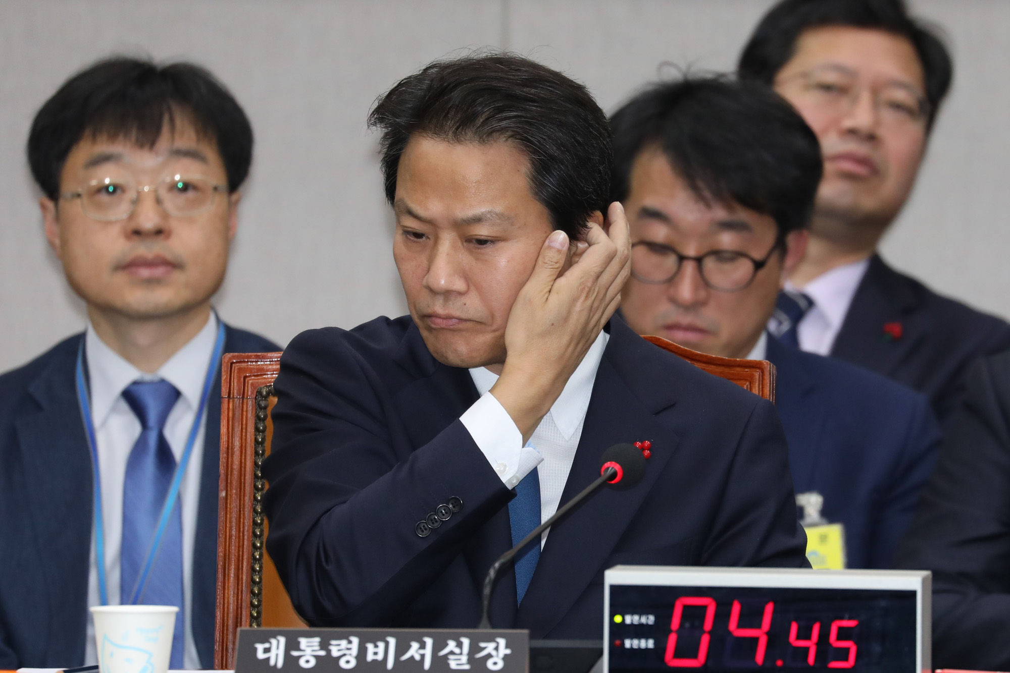 국회운영위원회;임종석비서실장;운영위출석한임종석비서실장