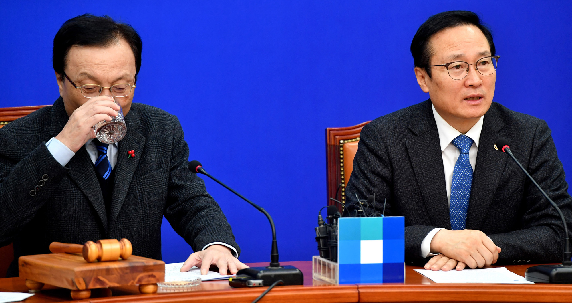 더불어민주당;최고위원회의;더불어민주당파이팅