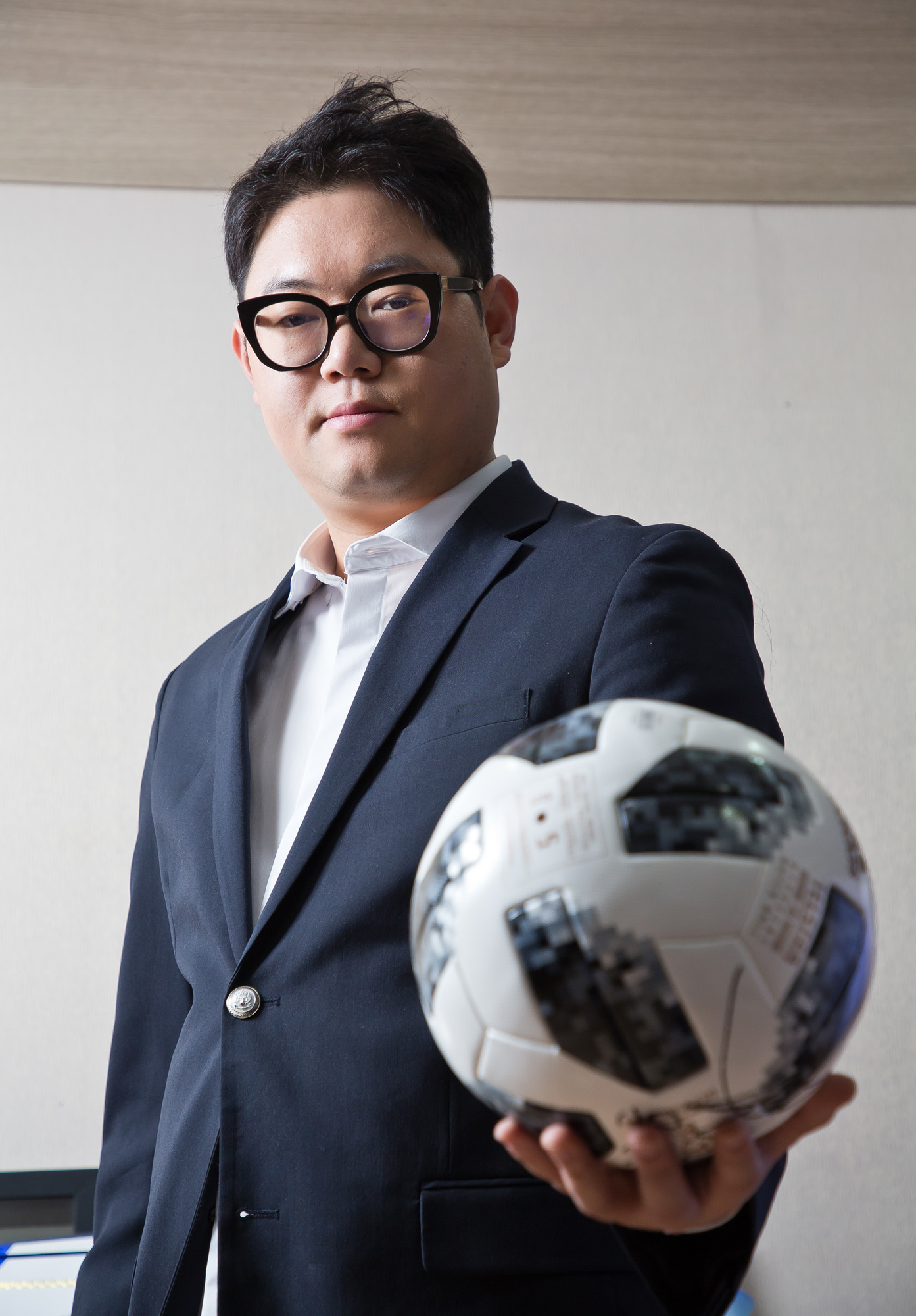 스포츠;축구해설가;유튜브크리에이터;감스트;K리그홍보대사;김인직