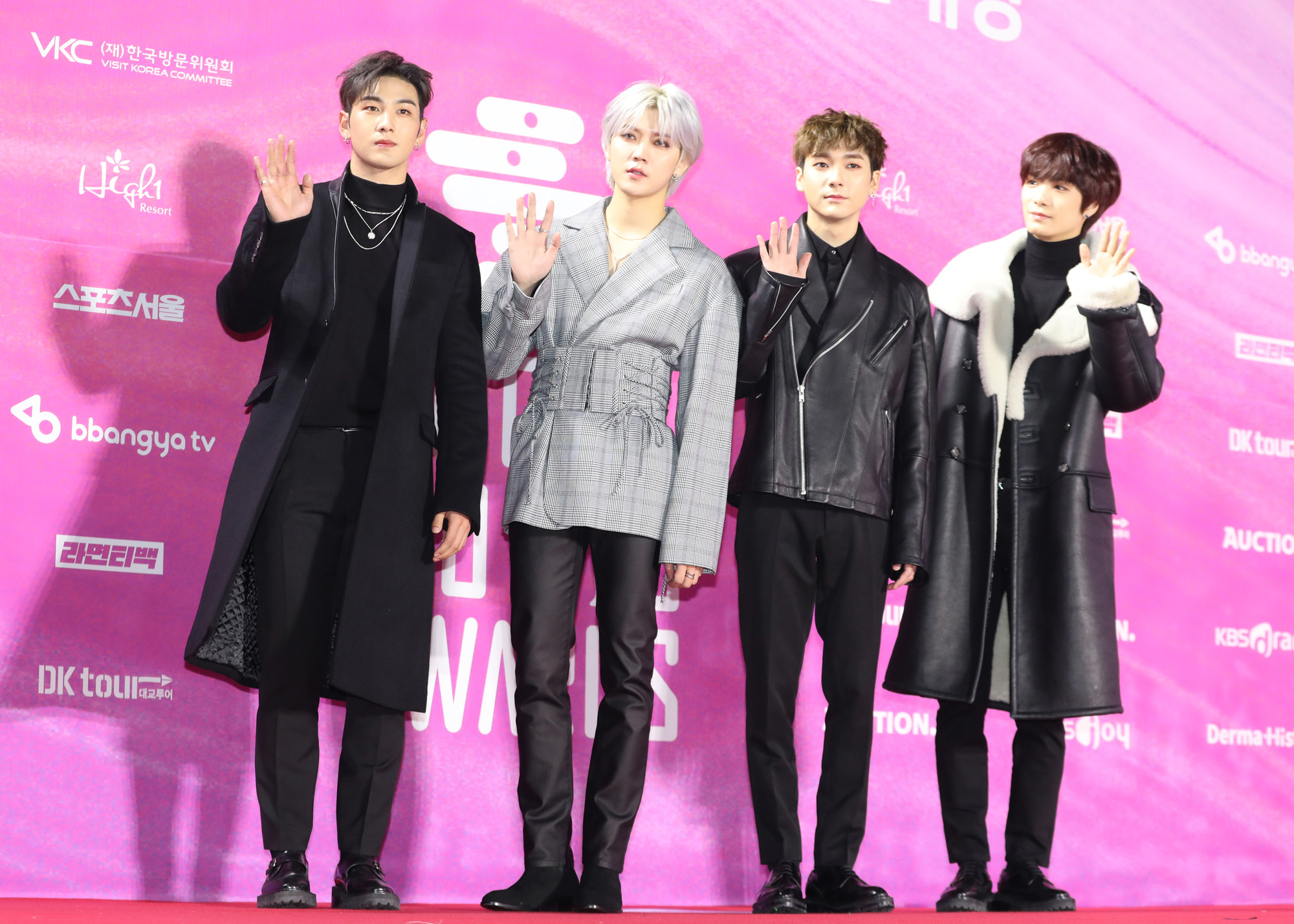 레드카펫;서울가요대상;2019서울가요대상;뉴이스트W