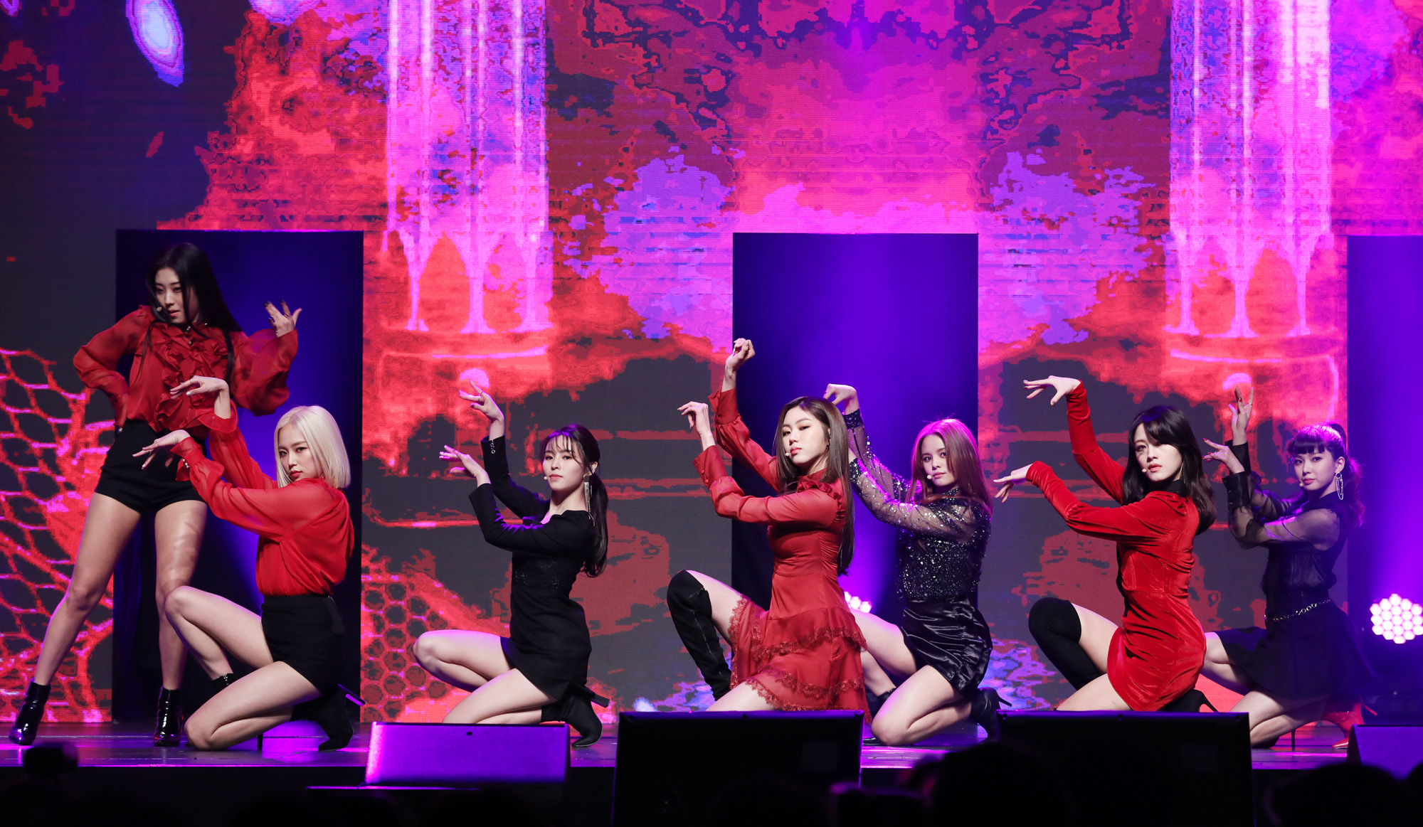 CLC;씨엘씨;걸그룹