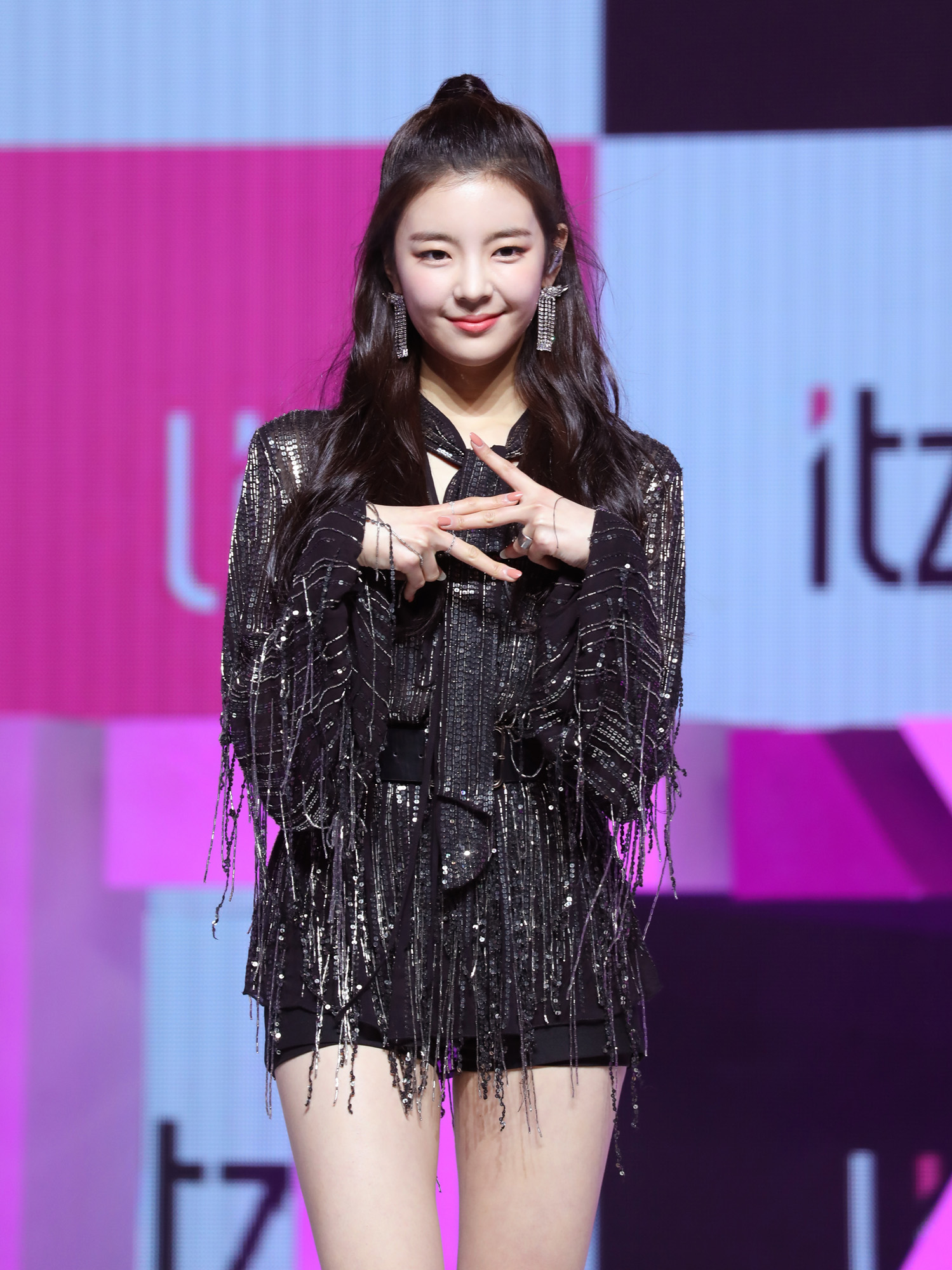 있지;itzy;예지;리아;류진;채령;유나