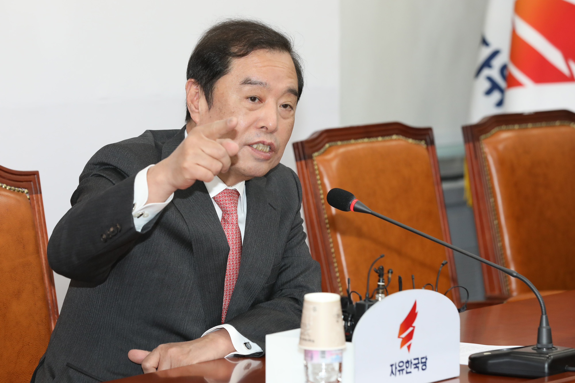 김병준비대위원장;고별기자간담회;자유한국당비상대책위원장