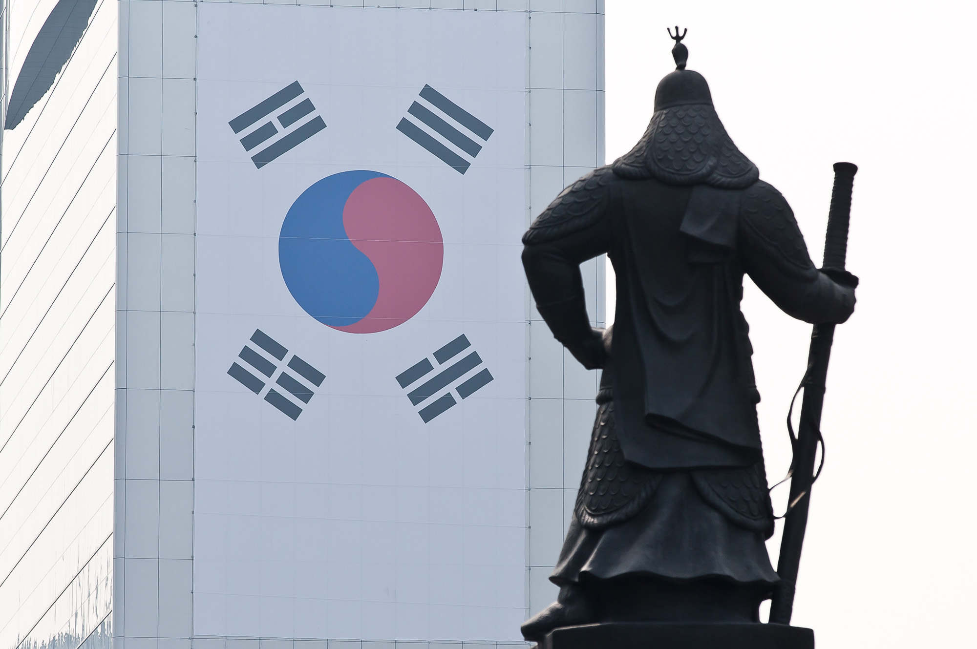 사회;세태;제100주년3.1절;삼일절;대형태극기;광화문태극기