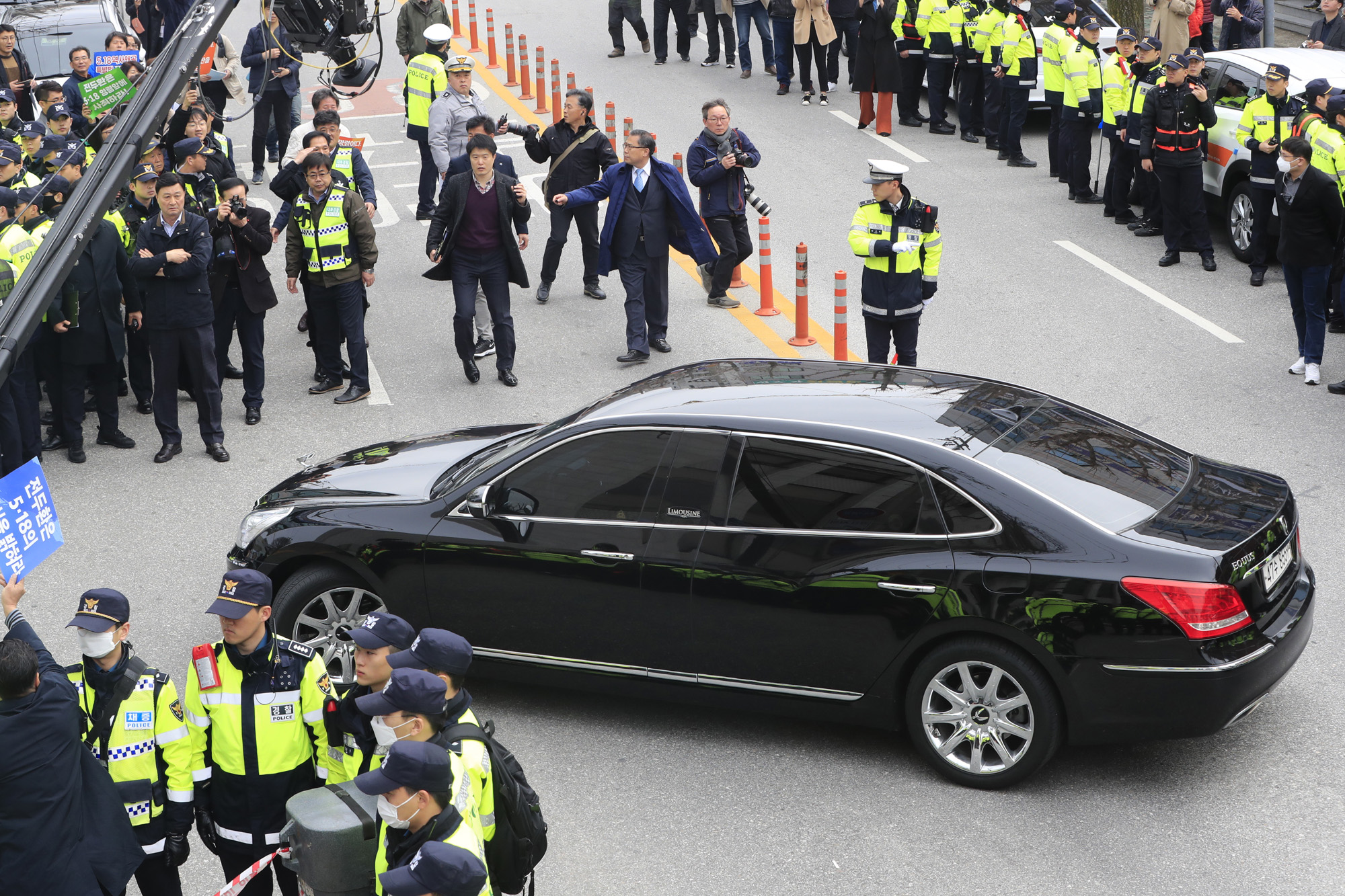 사회;사건사고;역사;5.18민주화운동;전두환;조비오신부;사자명예훼손;광주지방법원