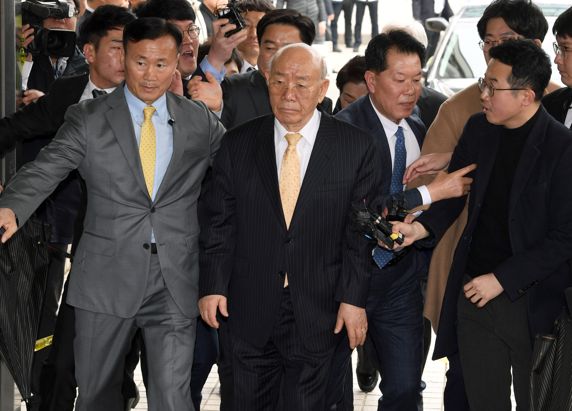 사회;사건사고;역사;5.18민주화운동;전두환;조비오신부;사자명예훼손;광주지방법원
