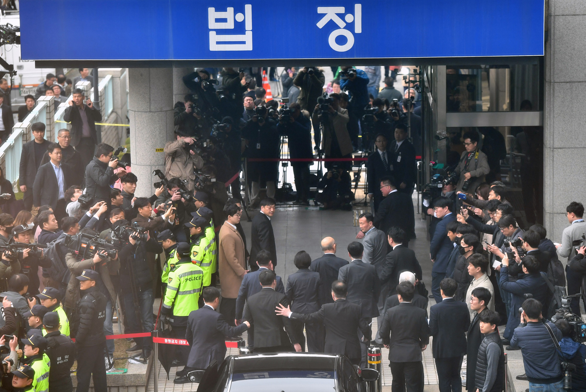 사회;사건사고;역사;5.18민주화운동;전두환;조비오신부;사자명예훼손;광주지방법원