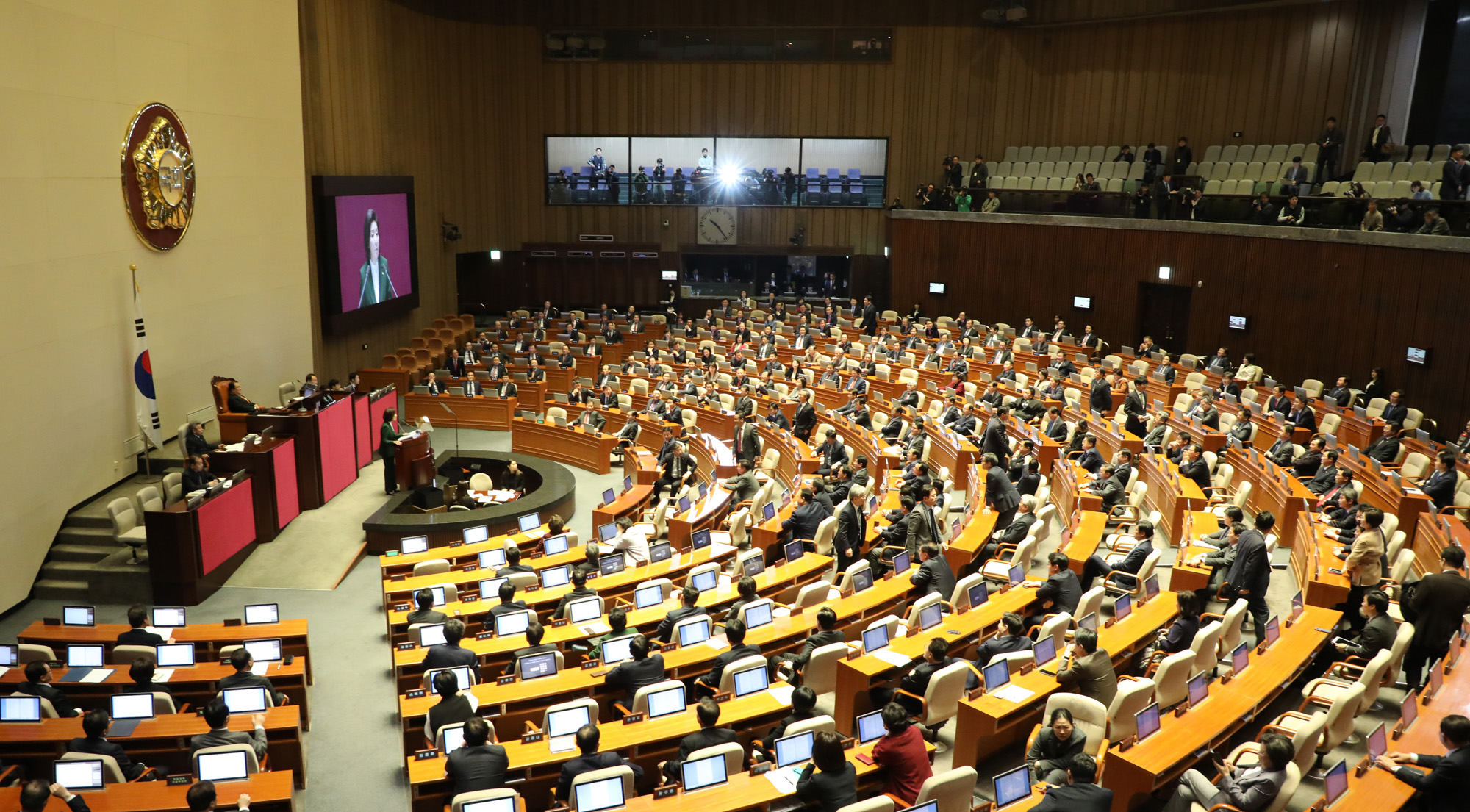 자유한국당나경원원내대표;교섭단체연설;국회본회의
