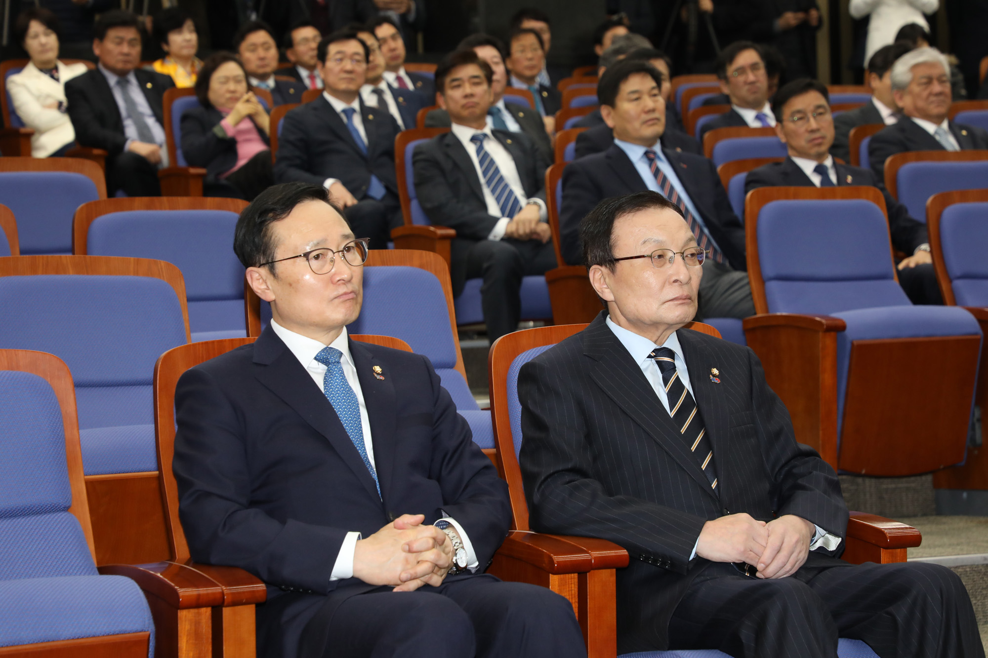 더불어민주당의원총회