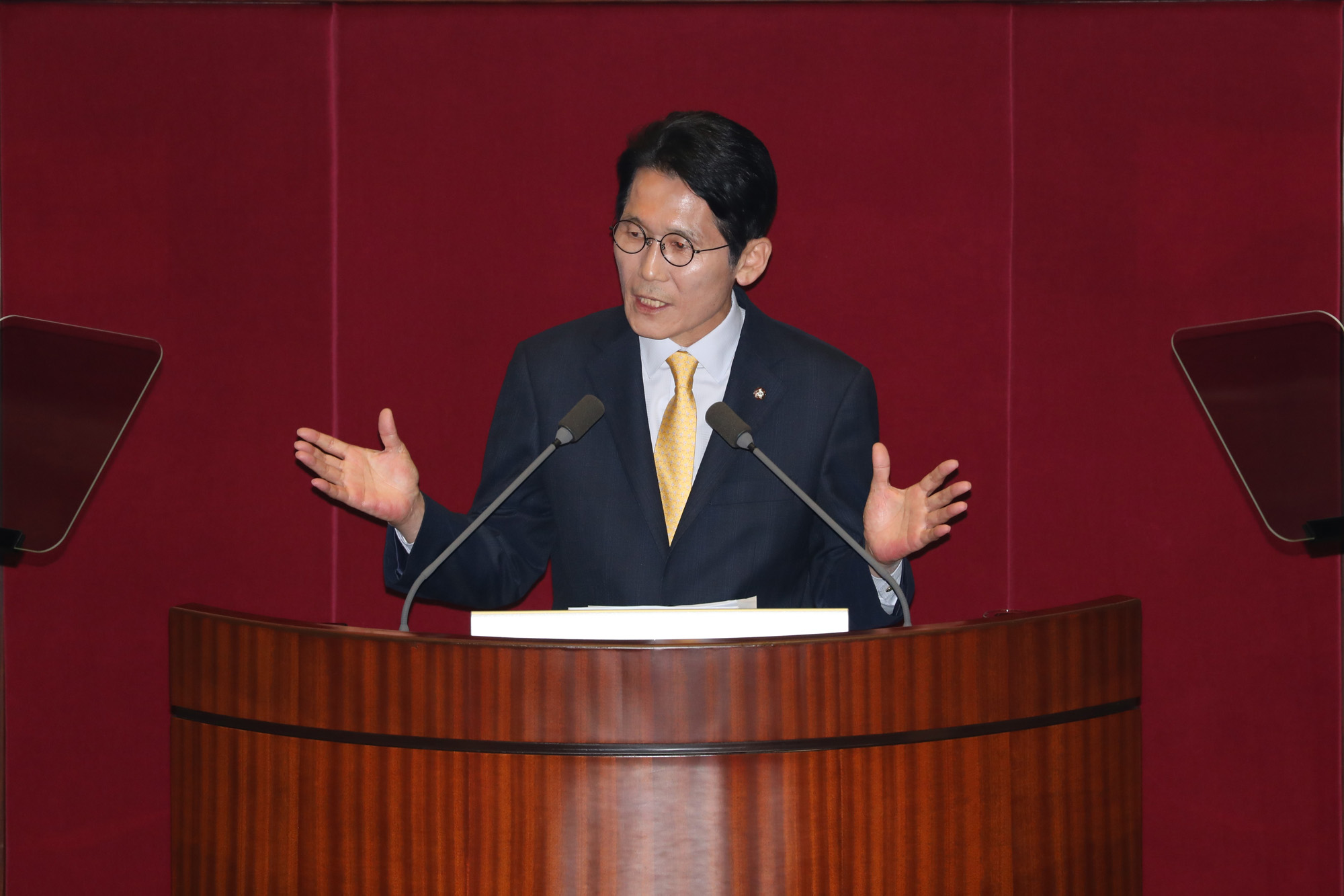 국회본회의;비교섭단체대표연설;윤소하원내대표