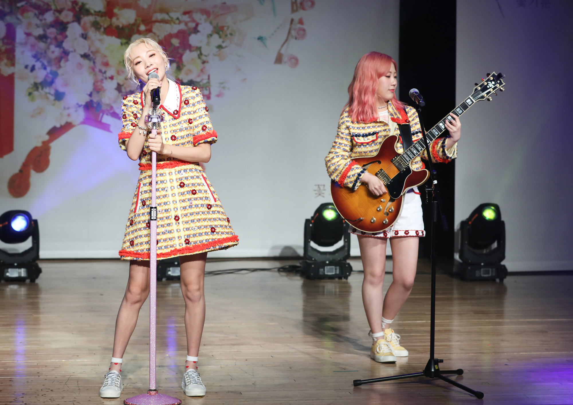 볼빨간사춘기;안지영;우지윤