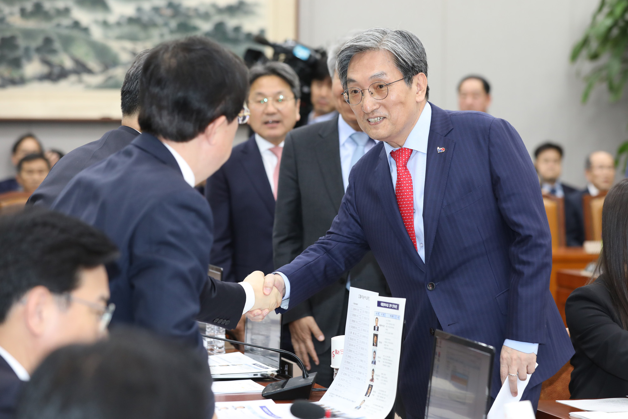 국회운영위원회;청와대업무보고;대통령비서실장;노영민비서실장