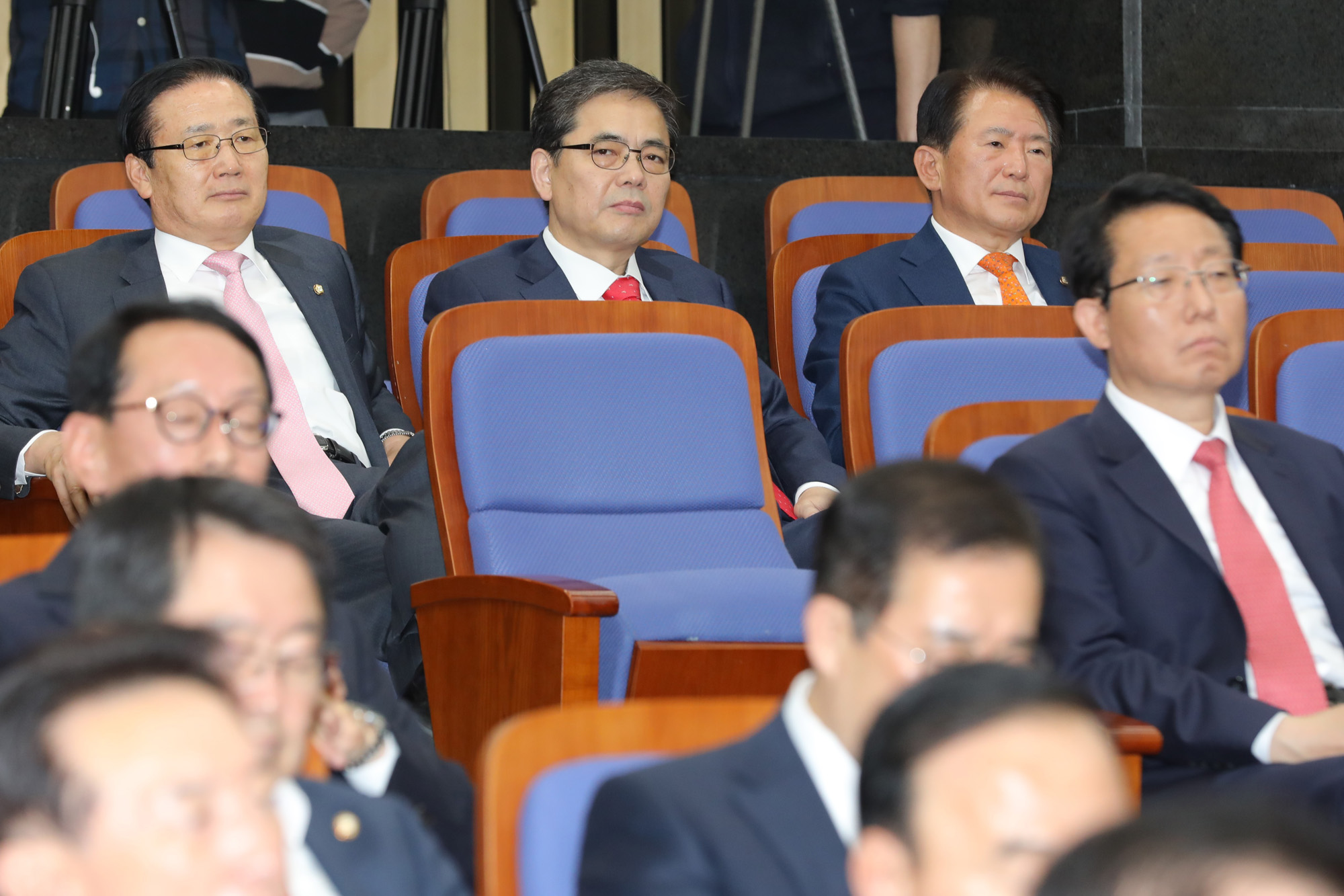 자유한국당의원총회;이미선사퇴;곽상도의원