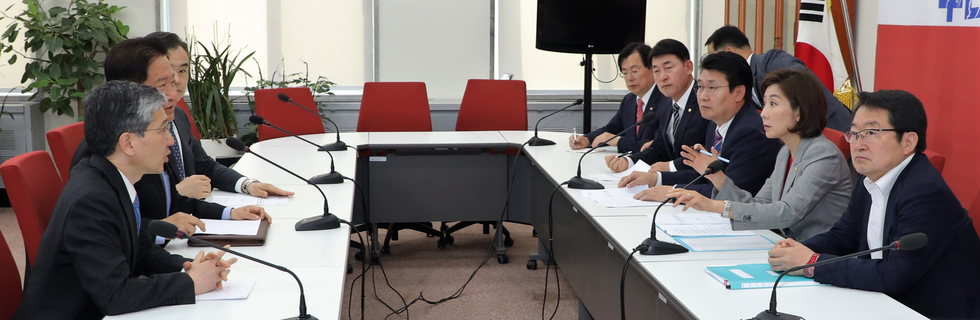 나경원원내대표;국방부북발사체보고;자유한국당국방부면담