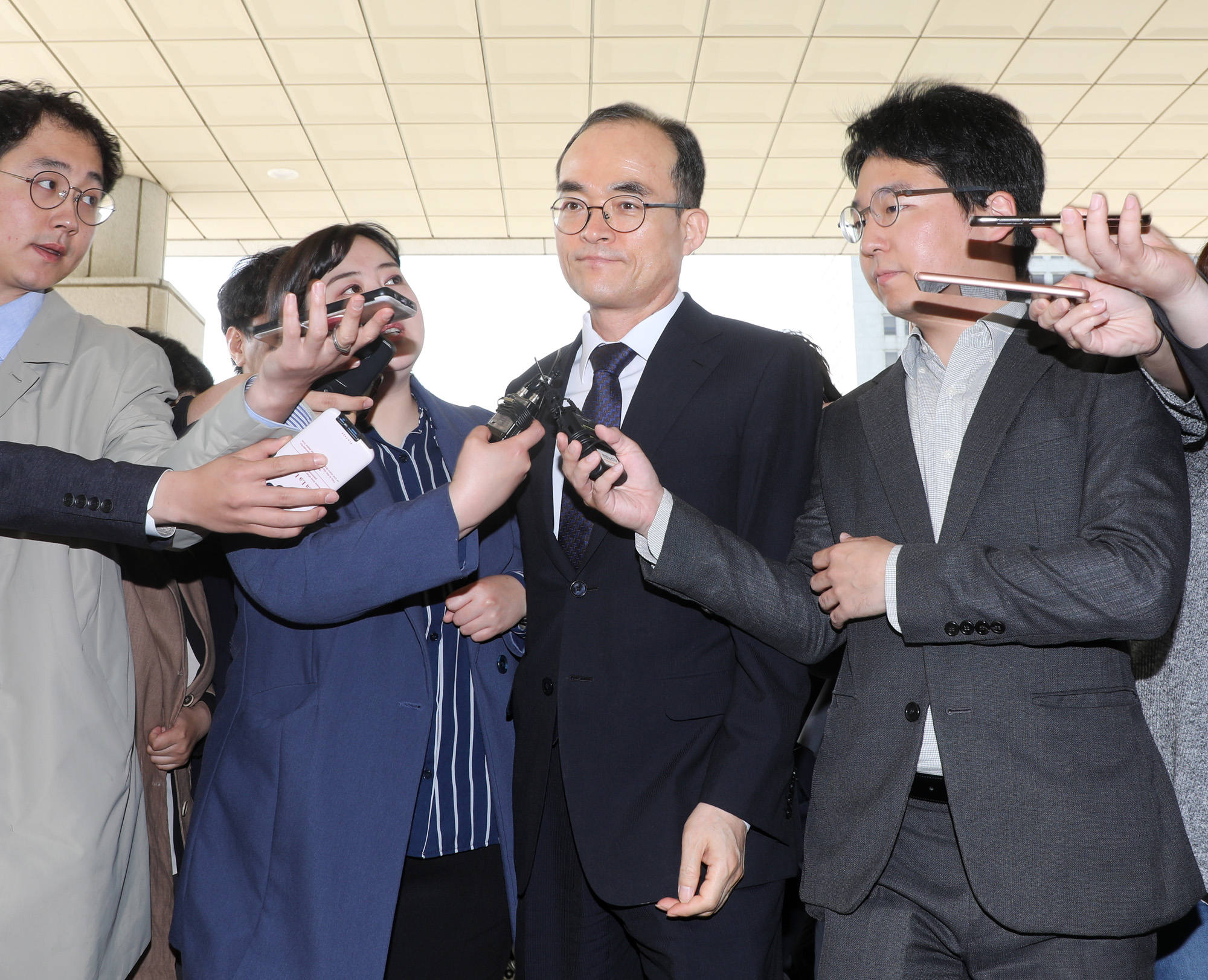 문무일;검찰총장;검경수사권;패스트트랙;수사권독립