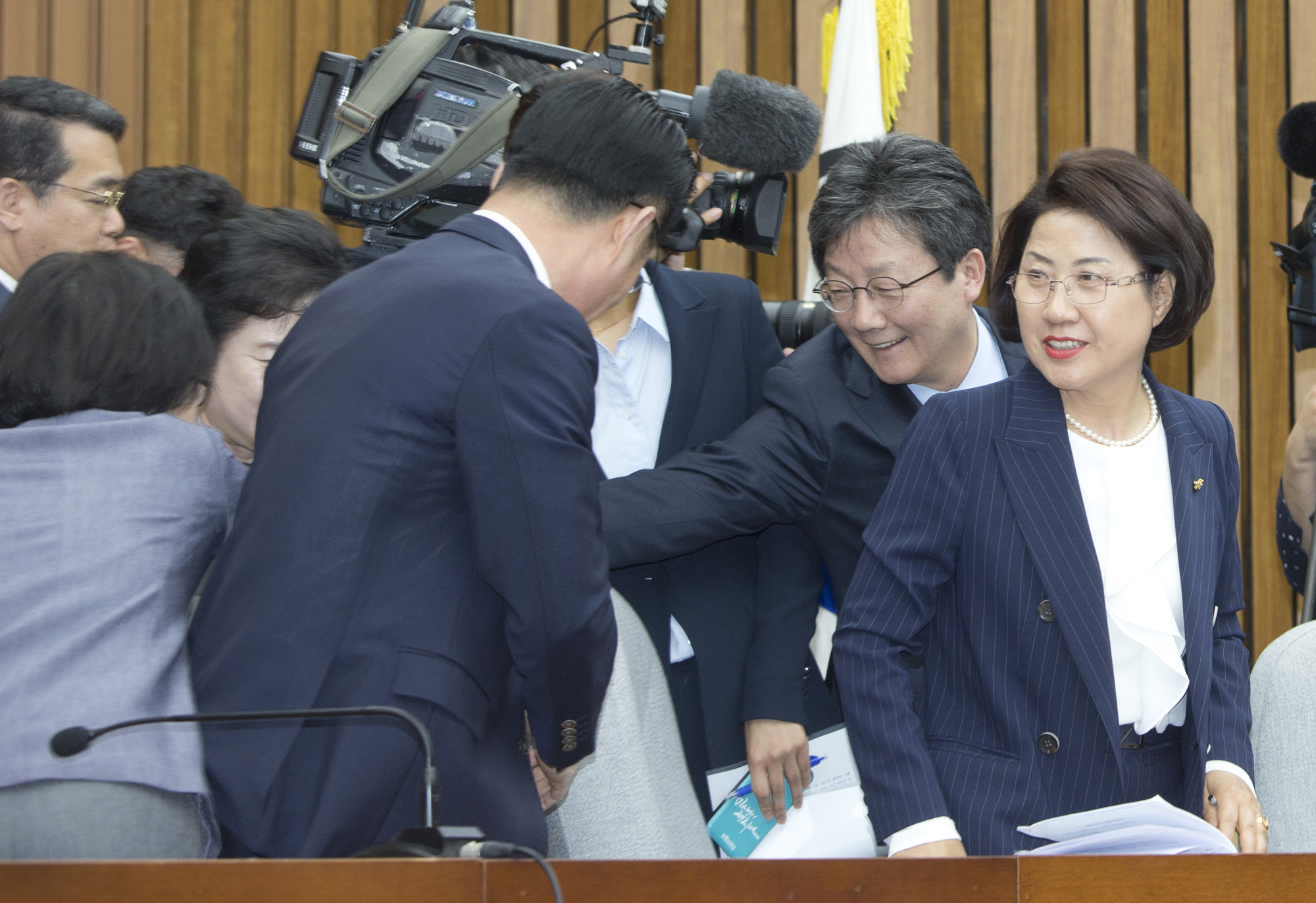 정치;정당;자유한국당;전당대회;최고위원;당대표;선출