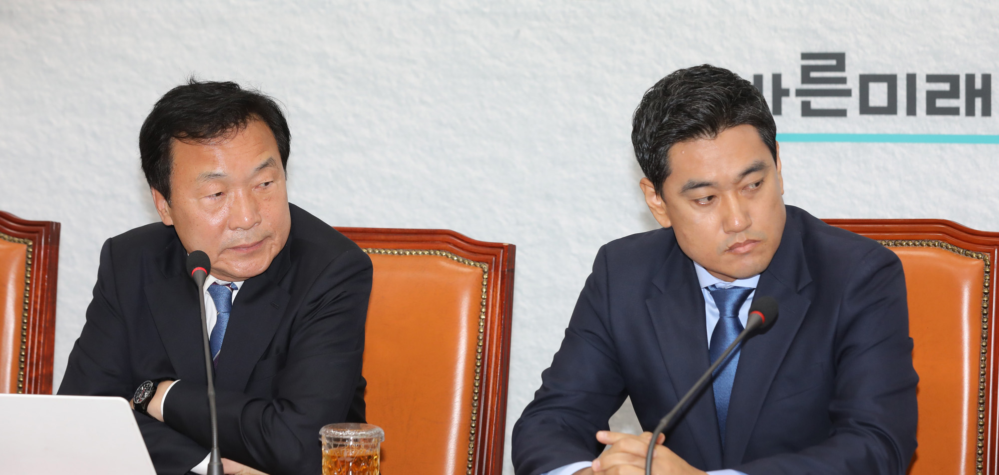 바른미래당최고위원회의;손학규대표;오신환원내대표;지도부퇴진요구