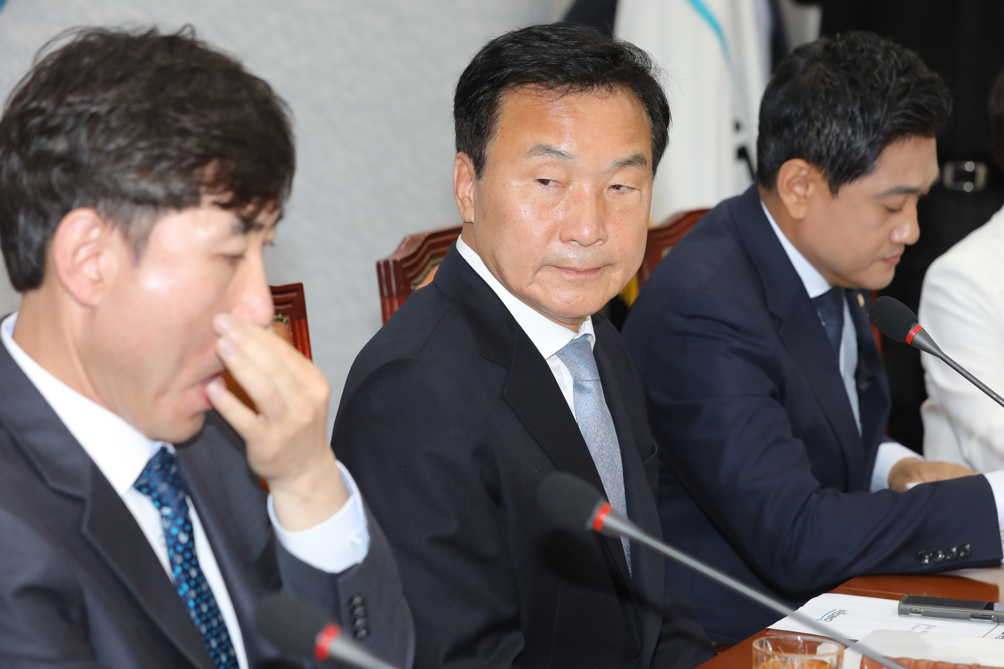 바른미래당;임시최고위원회의;손학규대표;오신환원내대표