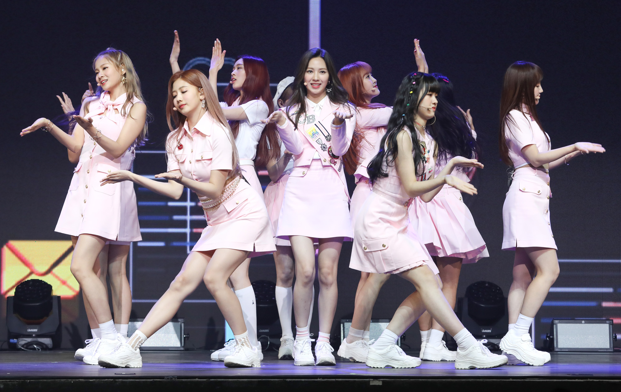 체리블렛;걸그룹;FNC