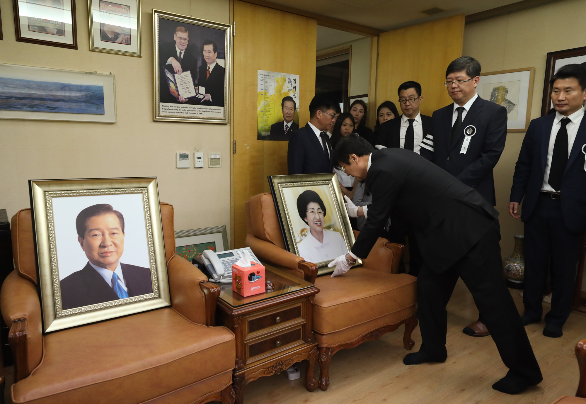 정치;전 대통령;영부인;이희호;발인;노재;사저;김대중도서관;동교동