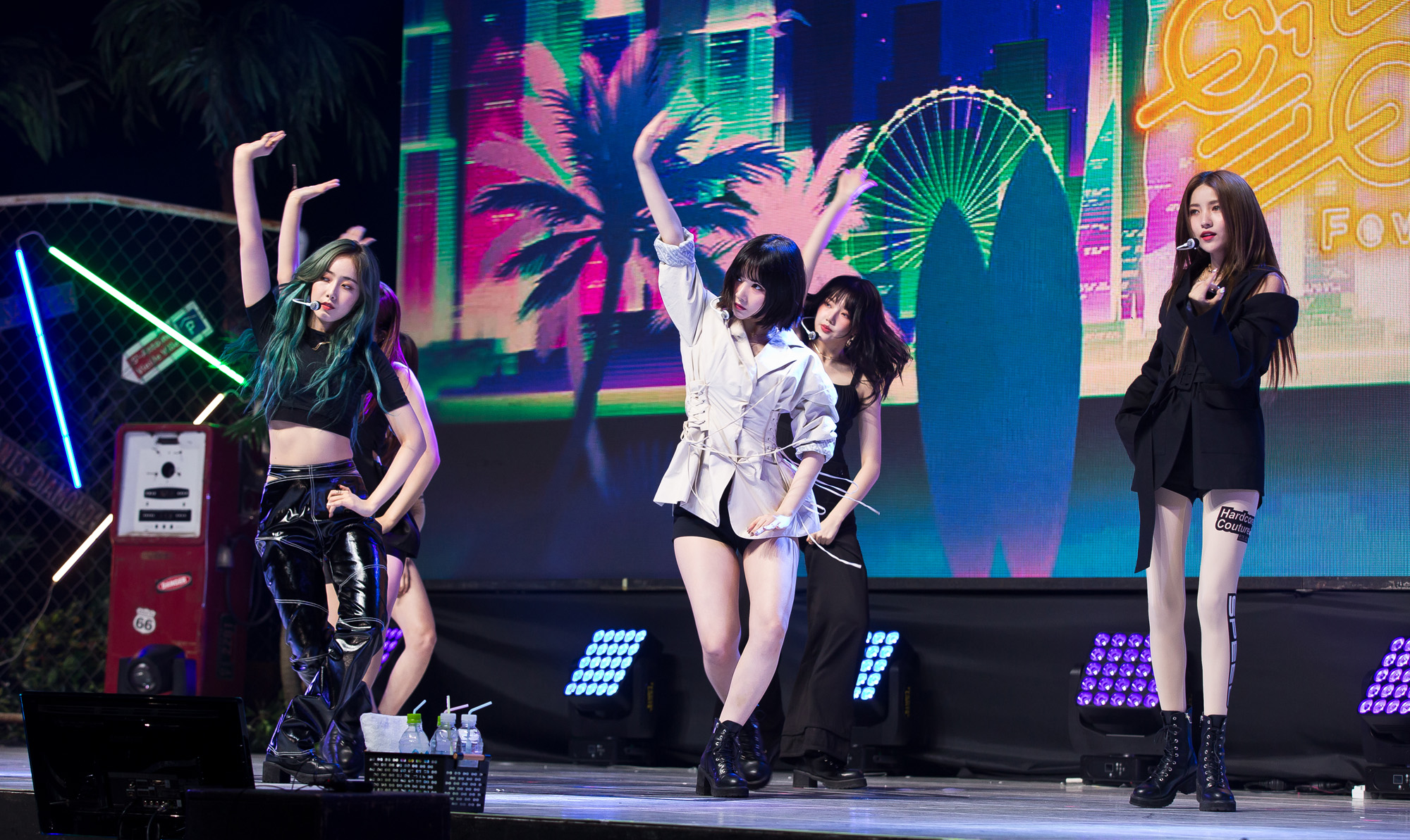 연예;가요;걸그룹;여자친구;여자친구쇼케이스;열대야