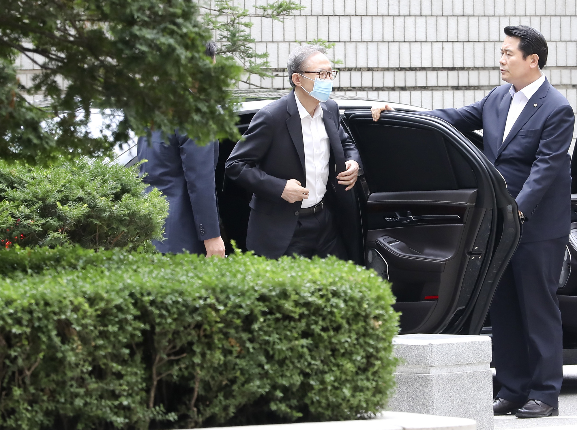 이명박;mb;이명박고등법원;이명박마스크;mb마스크